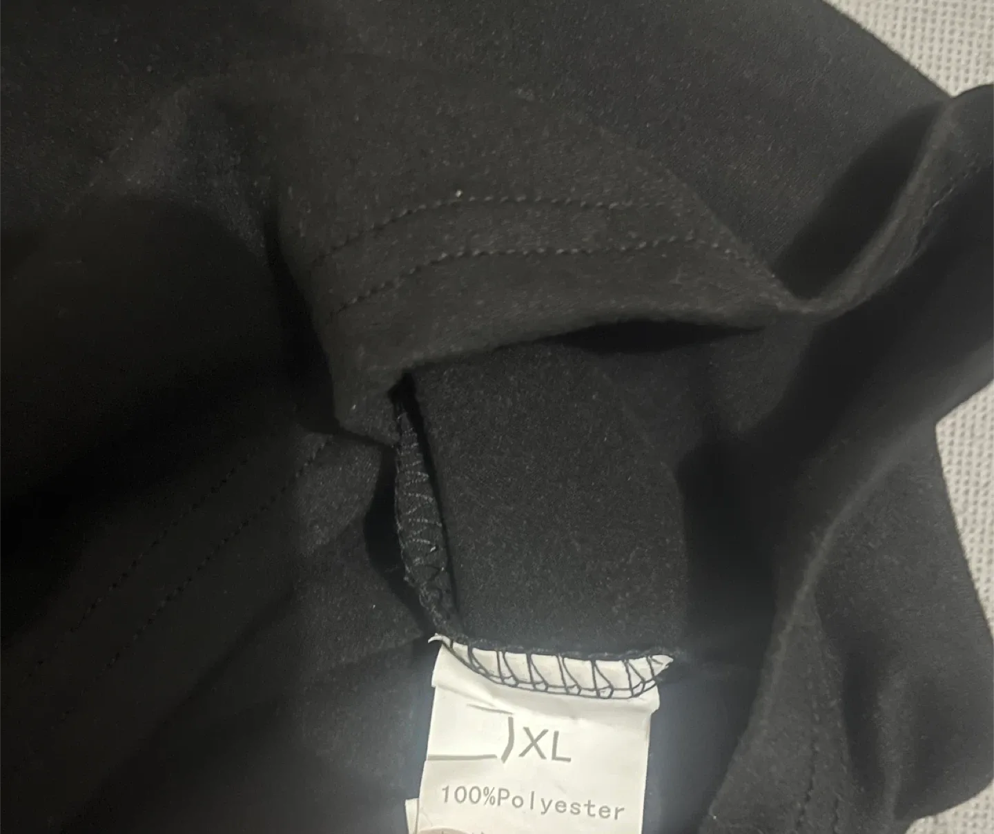 Black Crop Top - Size XL image indicator(2)