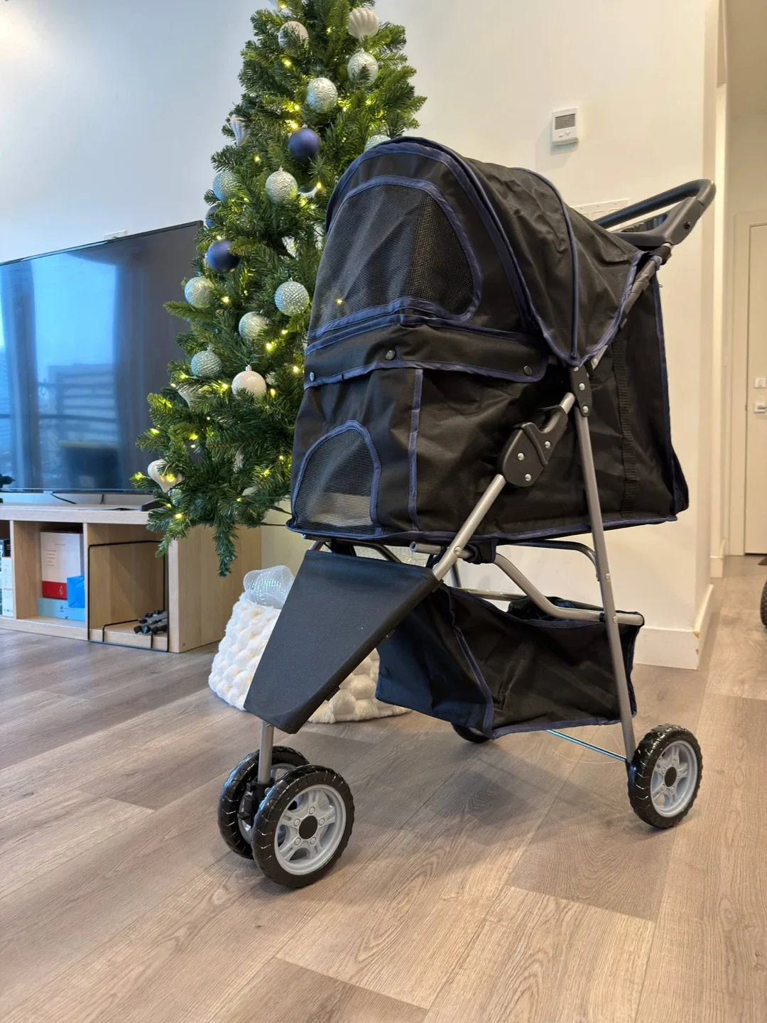 Black Pet Stroller image indicator(2)