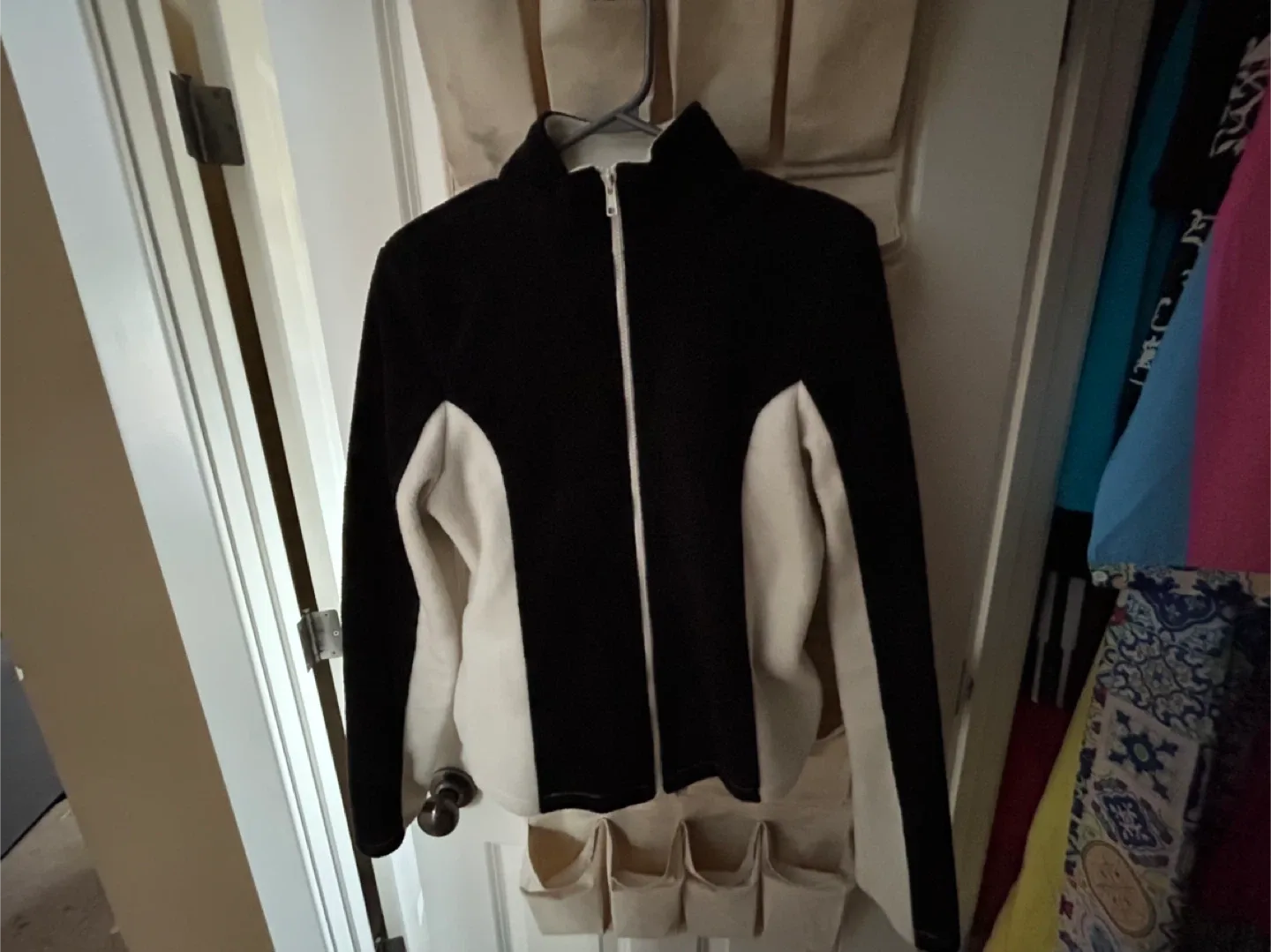 Moda International Fleece Jacket - Size M