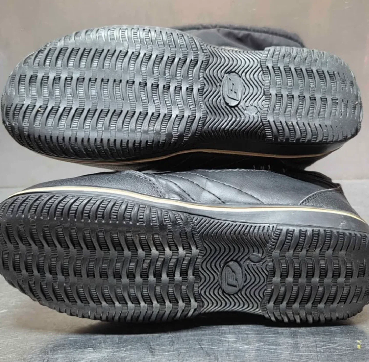 EUC Superfit Ladies Winter Boots - Black image indicator(5)