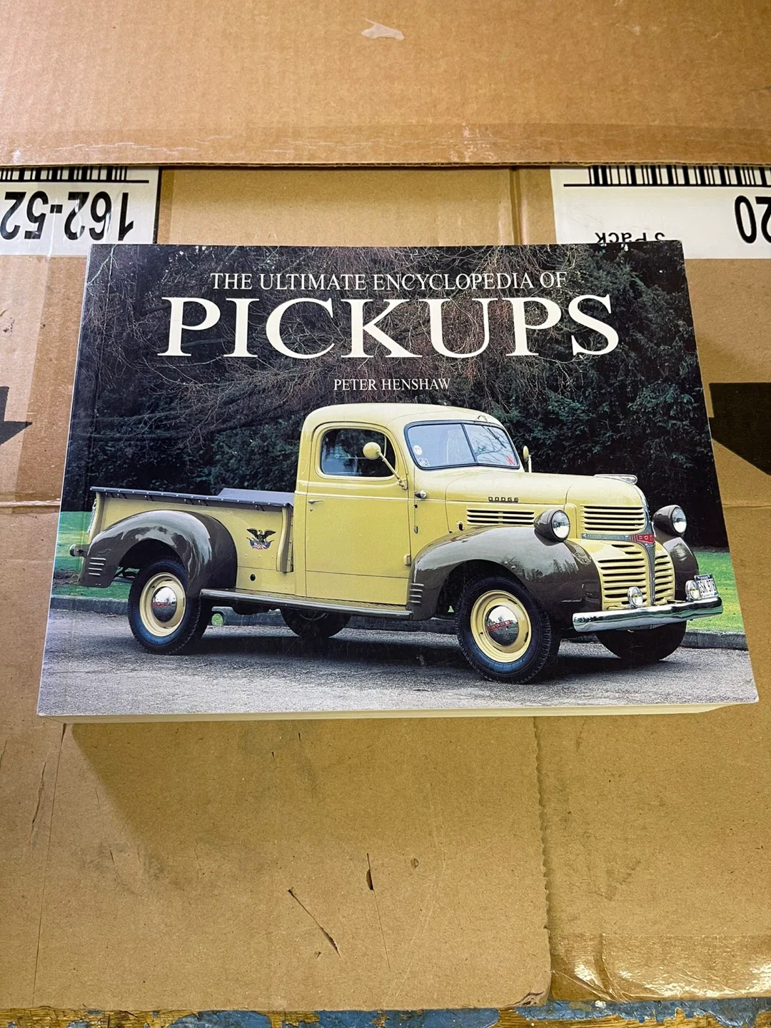 The Ultimate Encyclopedia of Pickups Book