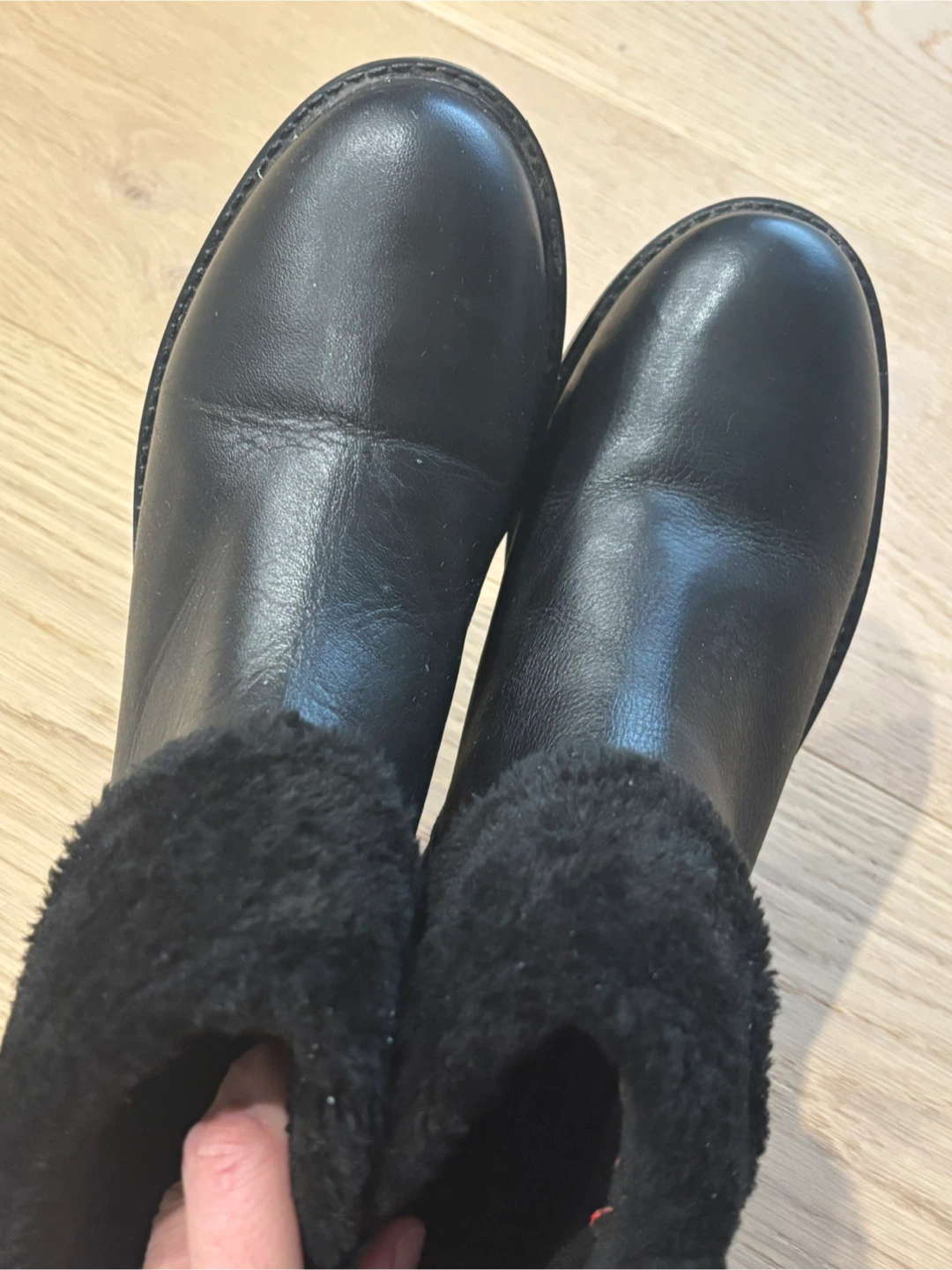 Cougar Kendal Black Leather Waterproof Winter Boots, Size 9 - photo 3