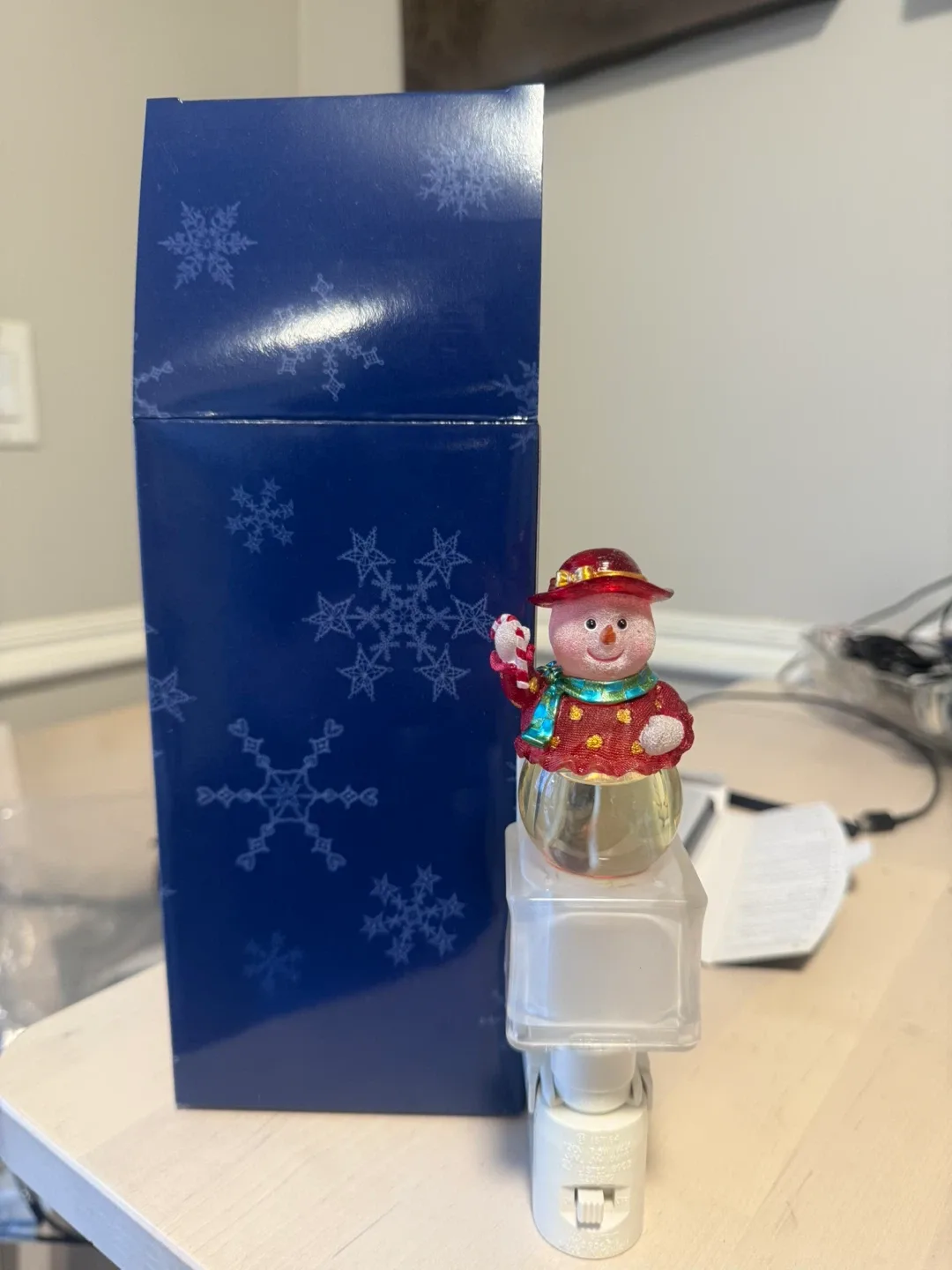 Snowman Night Light - New in Box!