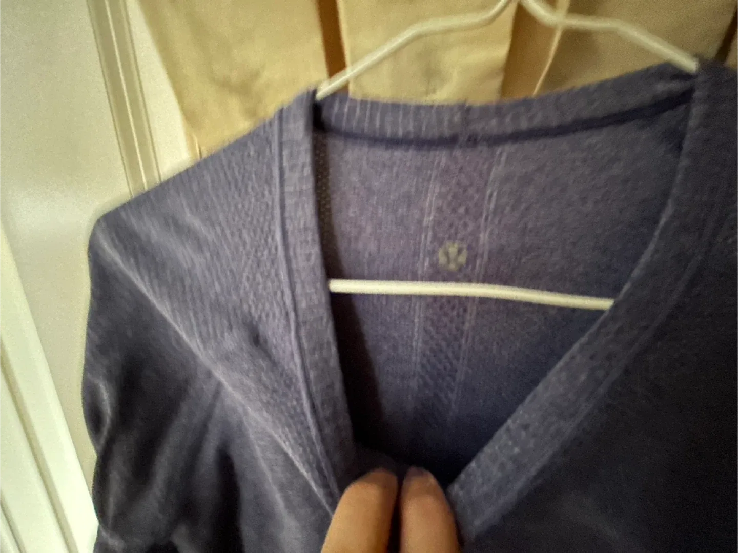 Lululemon Long Sleeve Shirt size 8 image indicator(2)