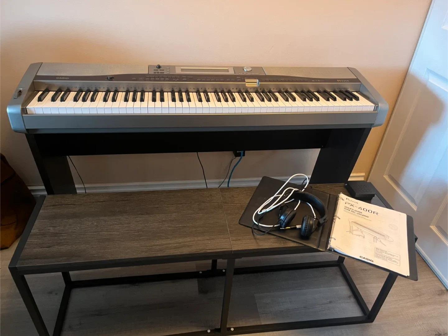 Casio Privia PX-400R Digital Piano