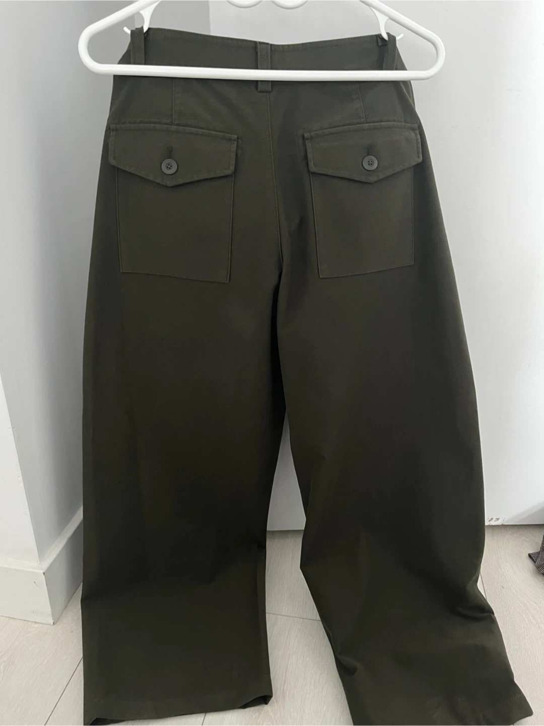 Uniqlo Curved Wide Pants - photo 2
