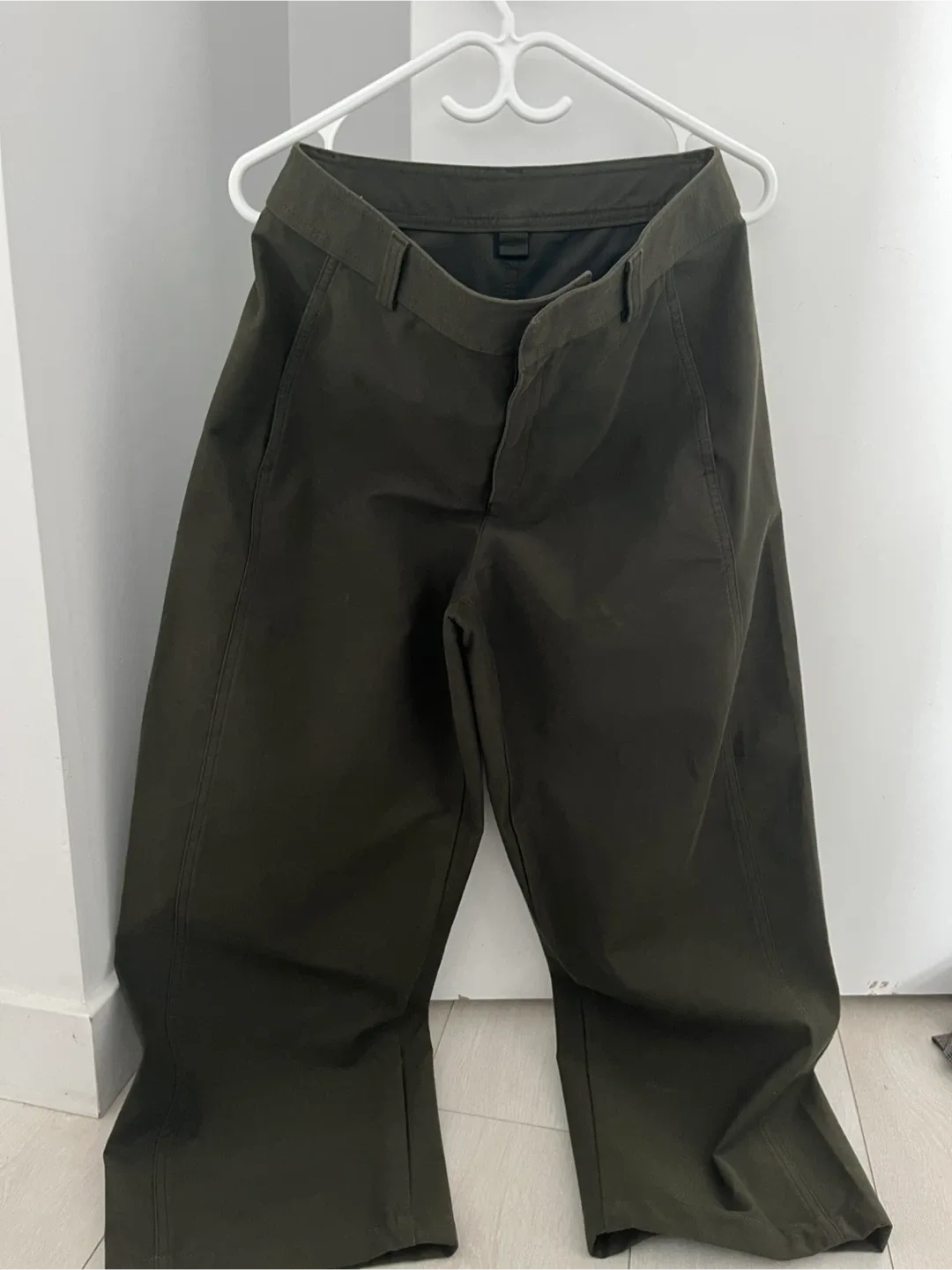 Uniqlo Curved Wide Pants