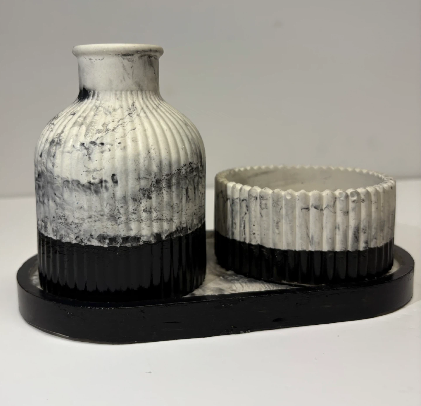 Handmade marble tray with trinket box and vase set - photo 2