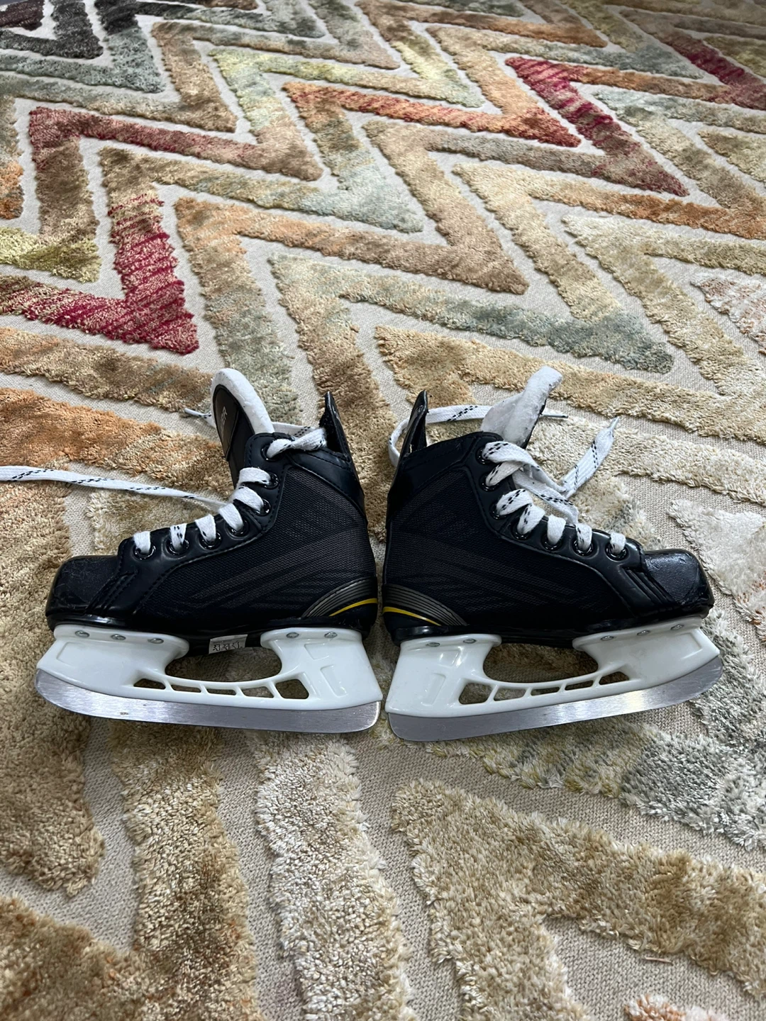 Bauer Ice Skates.  Kids/Youth.   Size Y10 - photo 2