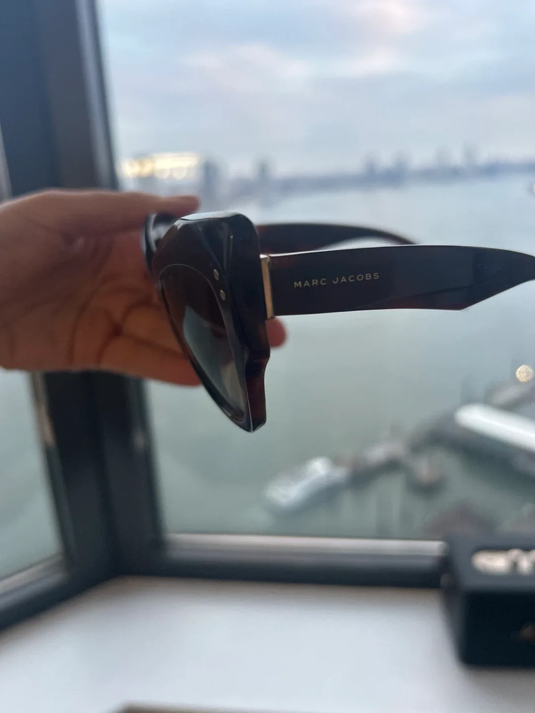 #cleanout Marc Jacobs Sunglasses image indicator(2)