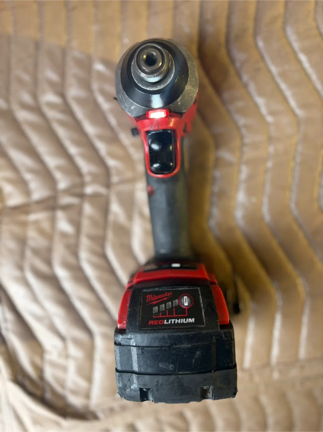Milwaukee M18 FUEL Impact Driver image indicator(3)