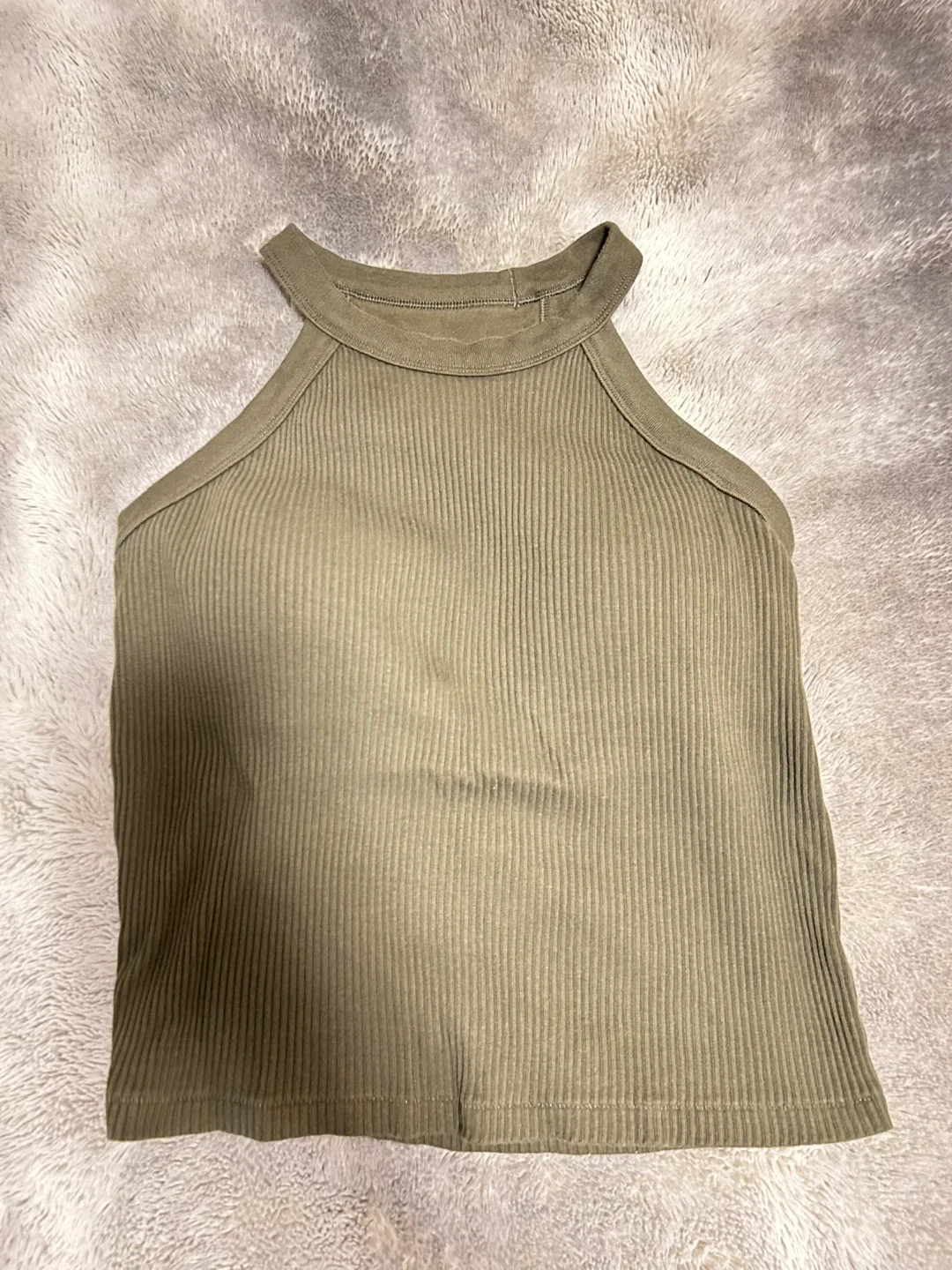 Uniqlo Ribbed Cropped Tank Top - Size M #cleanout