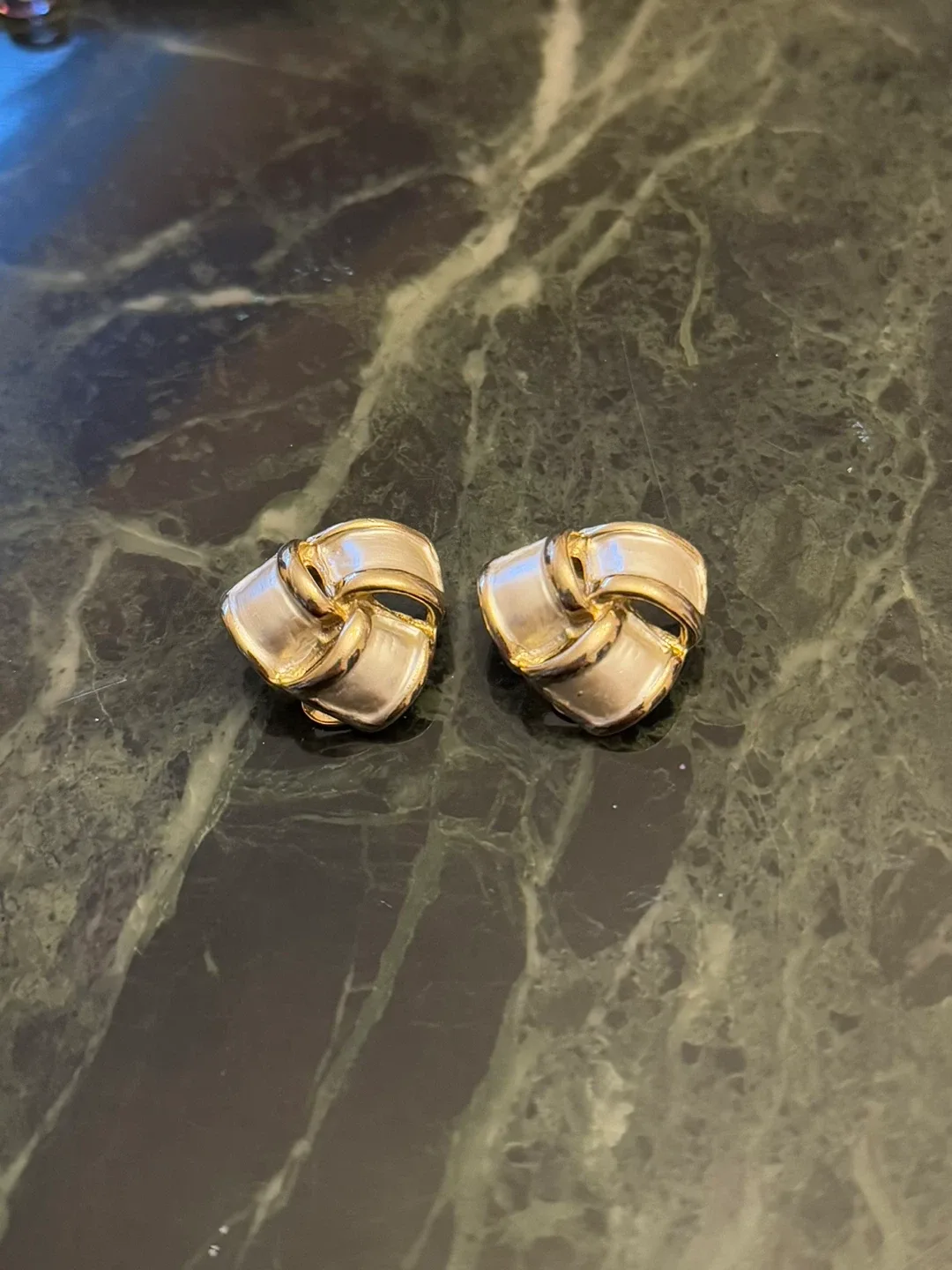 Vintage Gold Tone Clip-on Earrings