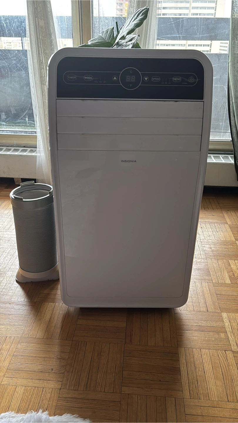 Insignia Portable Air Conditioner - photo 2