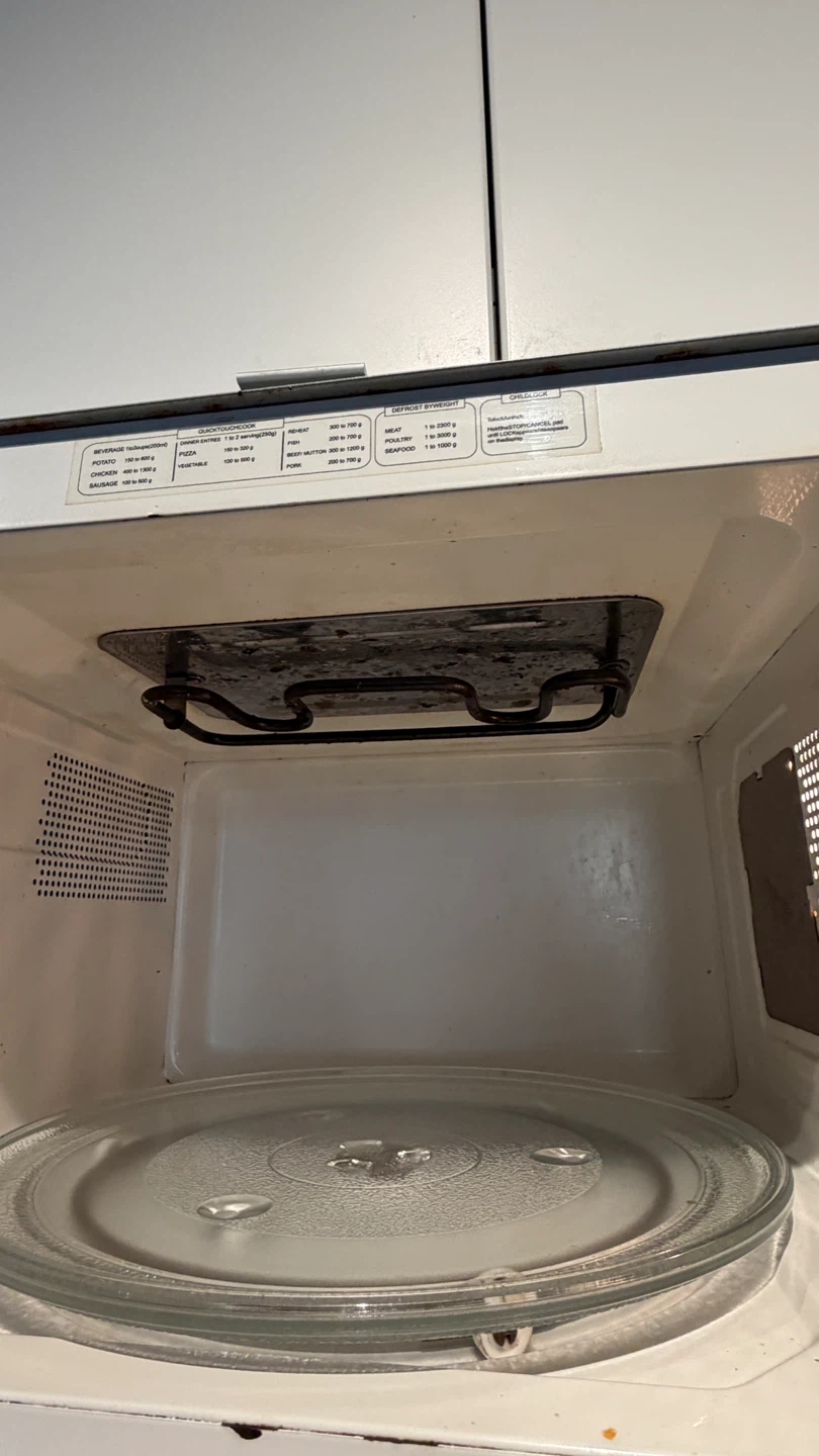 RCA Microwave - photo 4