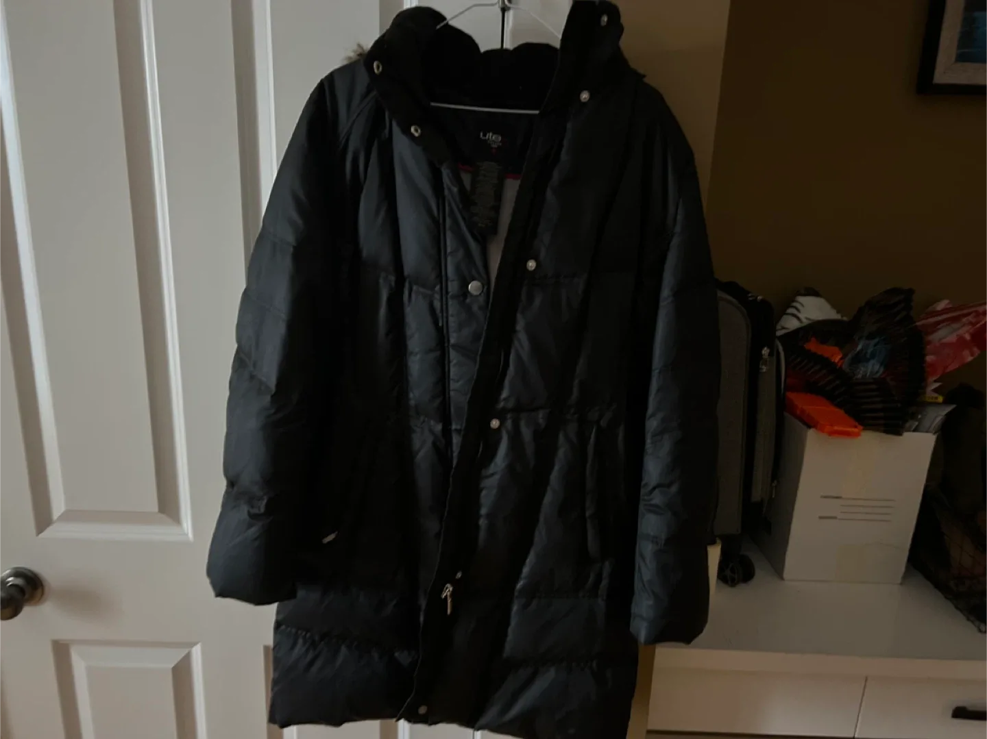 Utex Canada Black Winter Coat - Size M/M