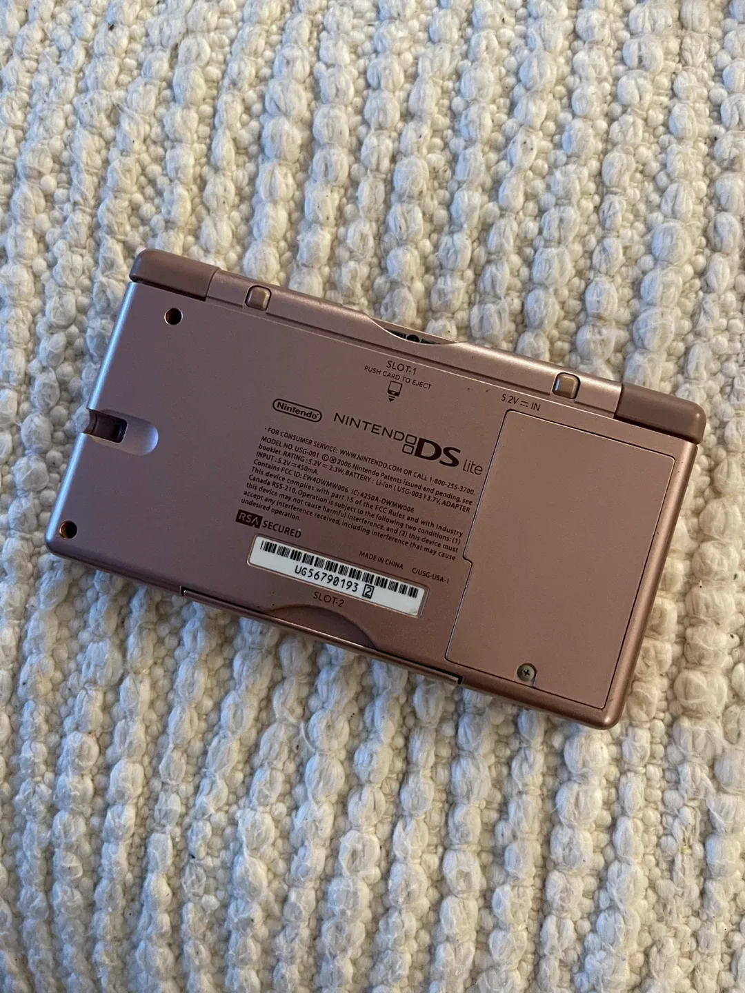 Nintendo DS Lite - Rose Gold image indicator(3)