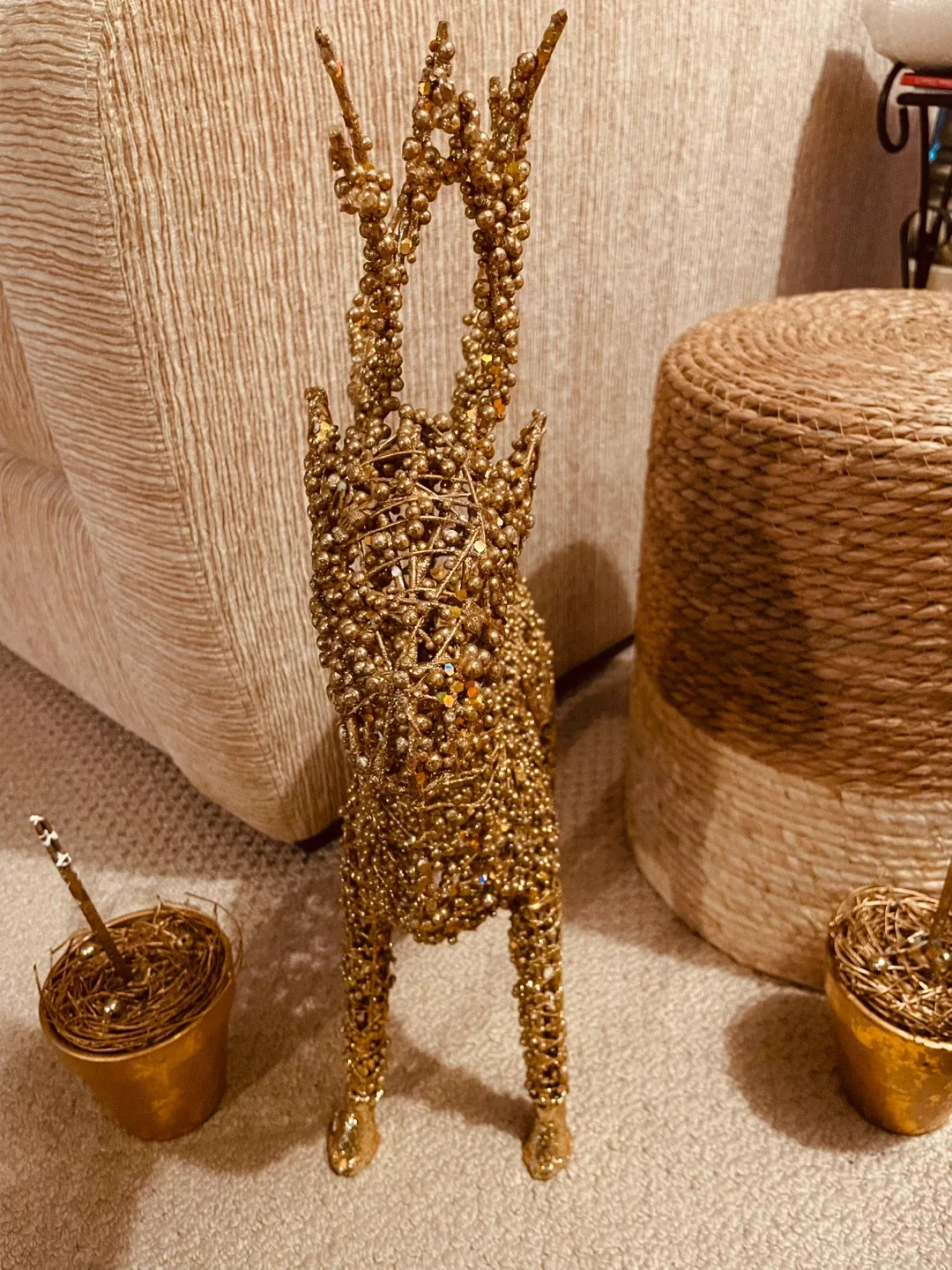 Gold Beaded stand up Deer Decoration image indicator(3)