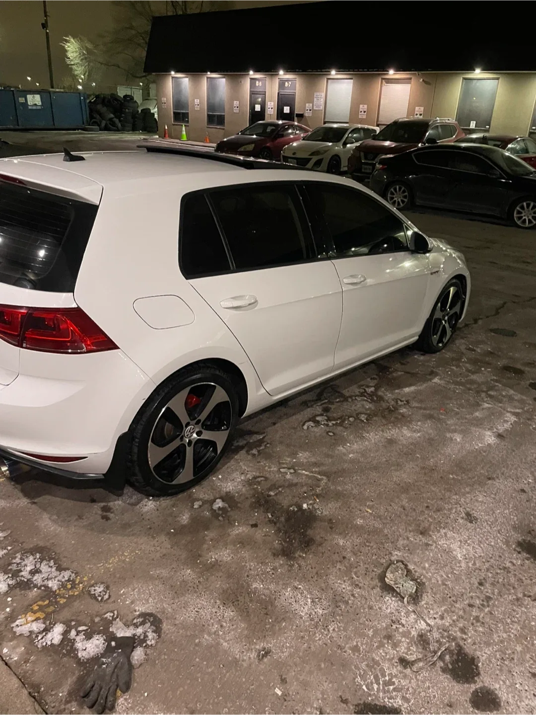 2015 Volkswagen Golf TDI image indicator(3)