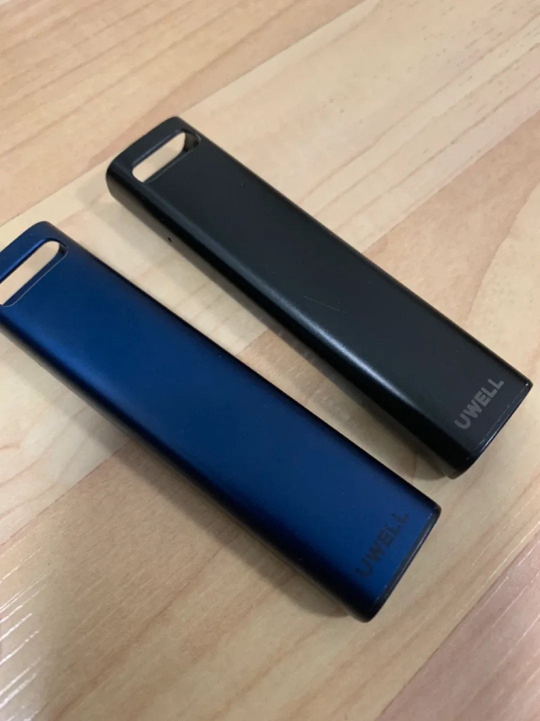 Uwell Caliburn G3 Pod System - Black & Blue image indicator(3)