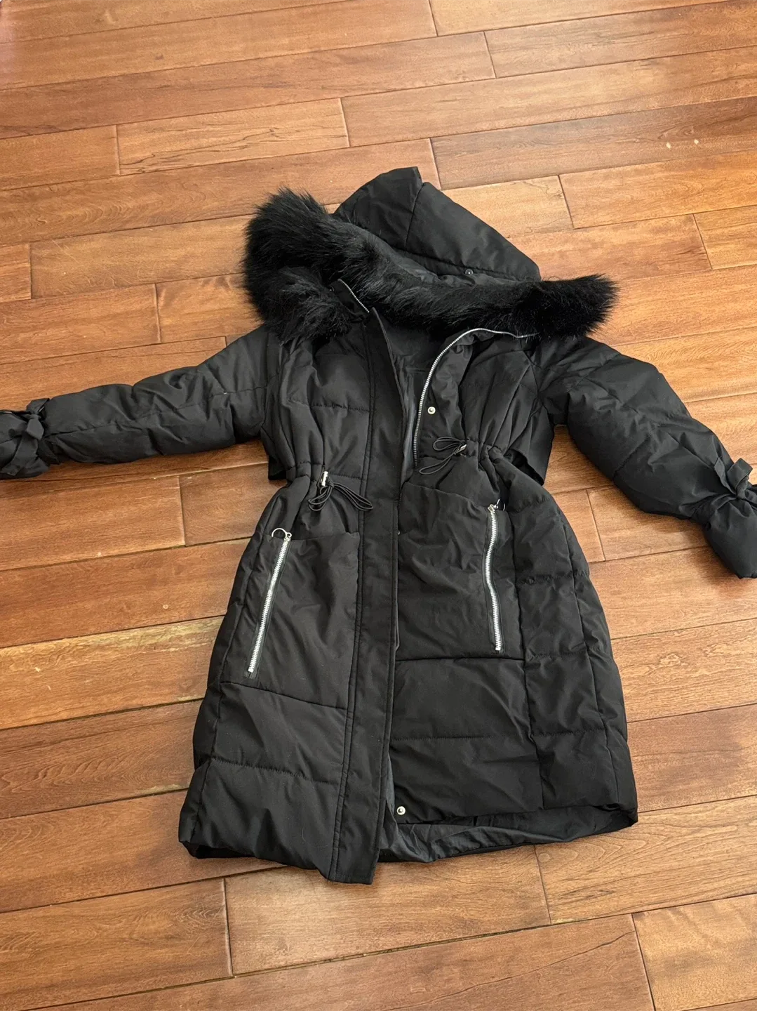Assorted Women's Winter Coats image indicator(5)