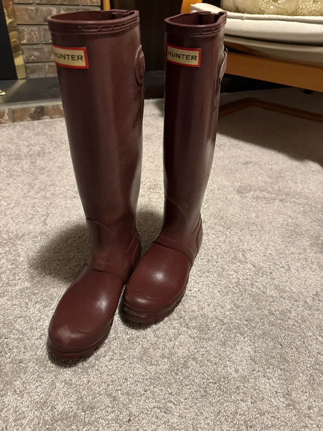 Hunter Women's Burgundy Rain Boots