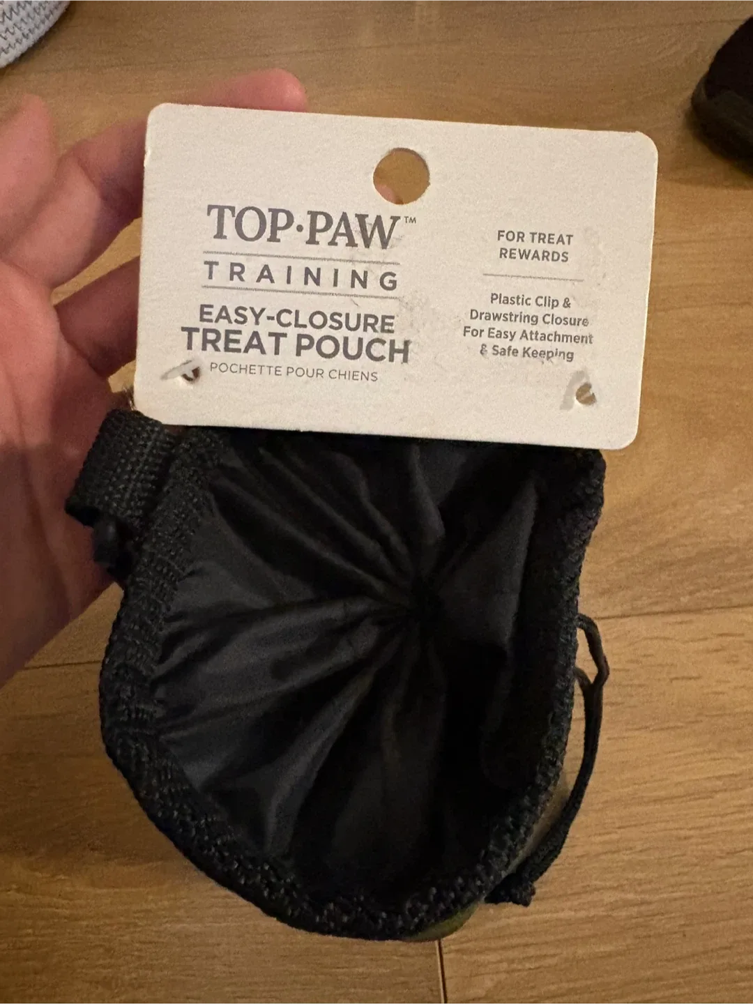 Top Paw Training Treat Pouch - Easy Closure image indicator(2)