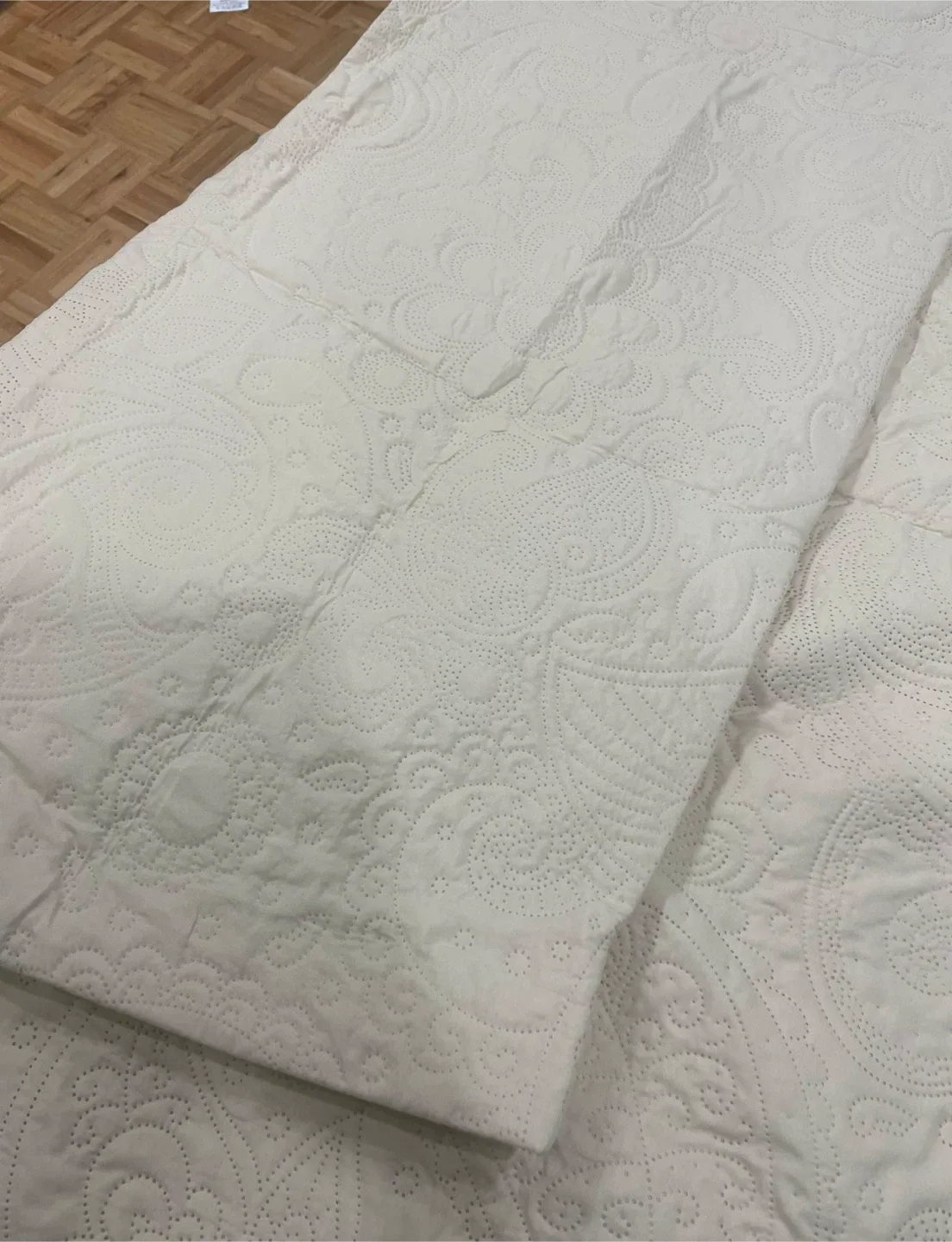 White Quilted Bedspread