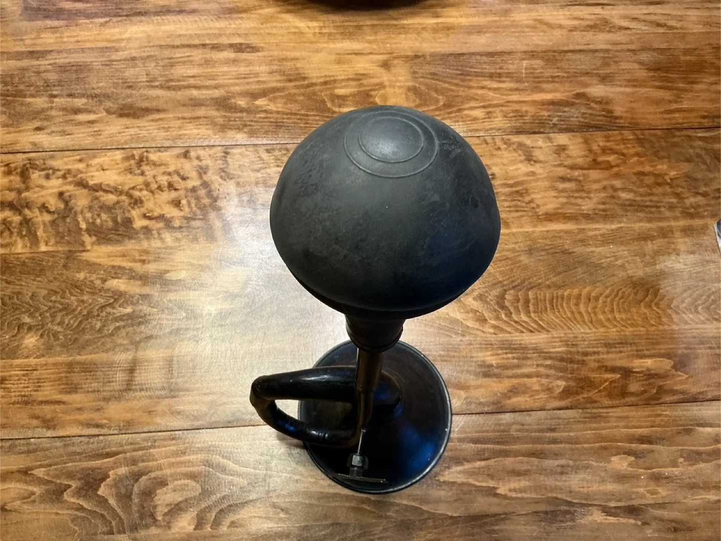 Vintage Boxing Speed Bag with Horn image indicator(7)