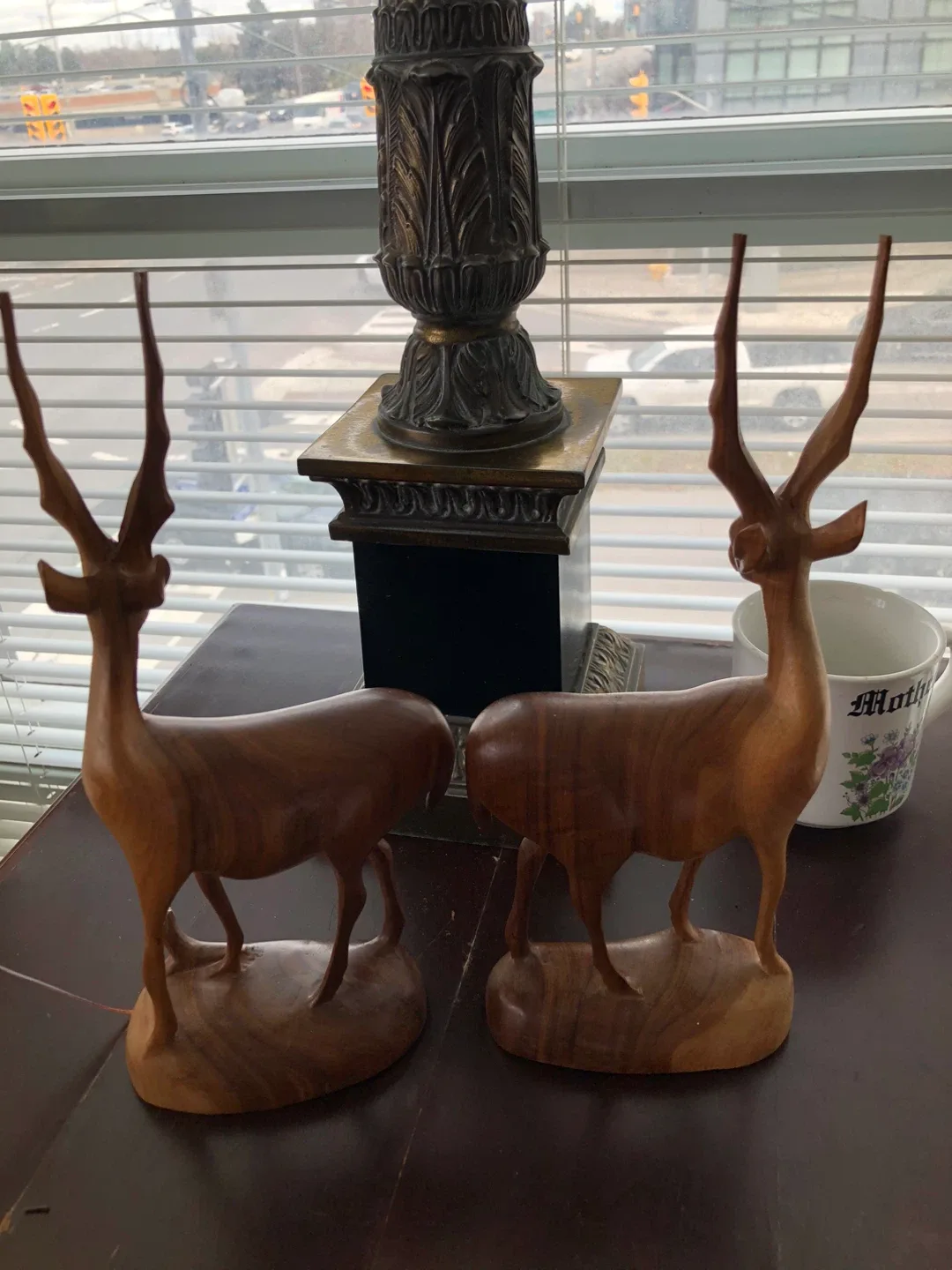 Two wooden antelopes image indicator(2)