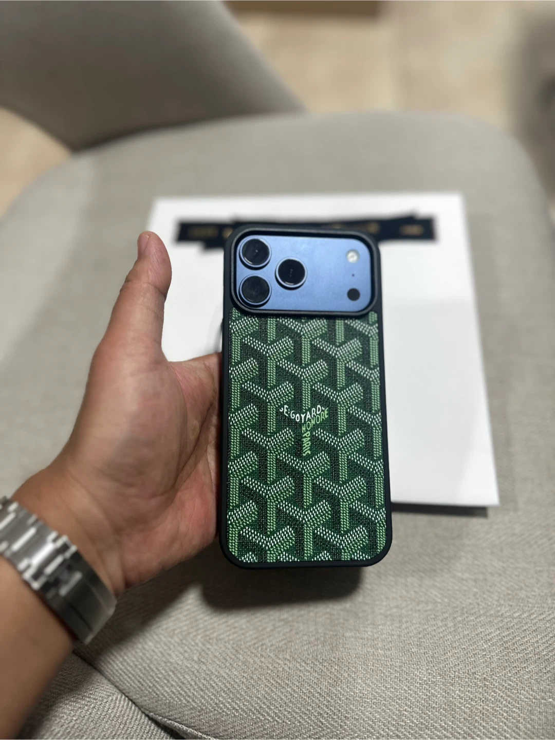 Iphone 17 pro max case - photo 4