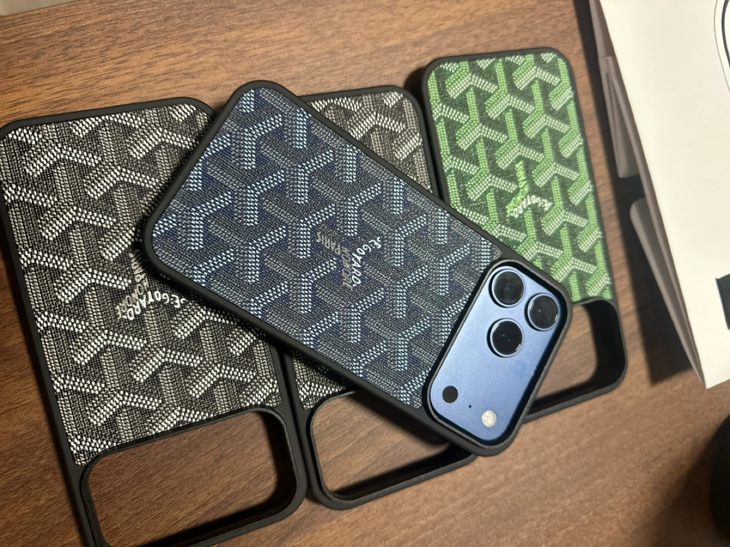 Iphone 17 pro max case - photo 5