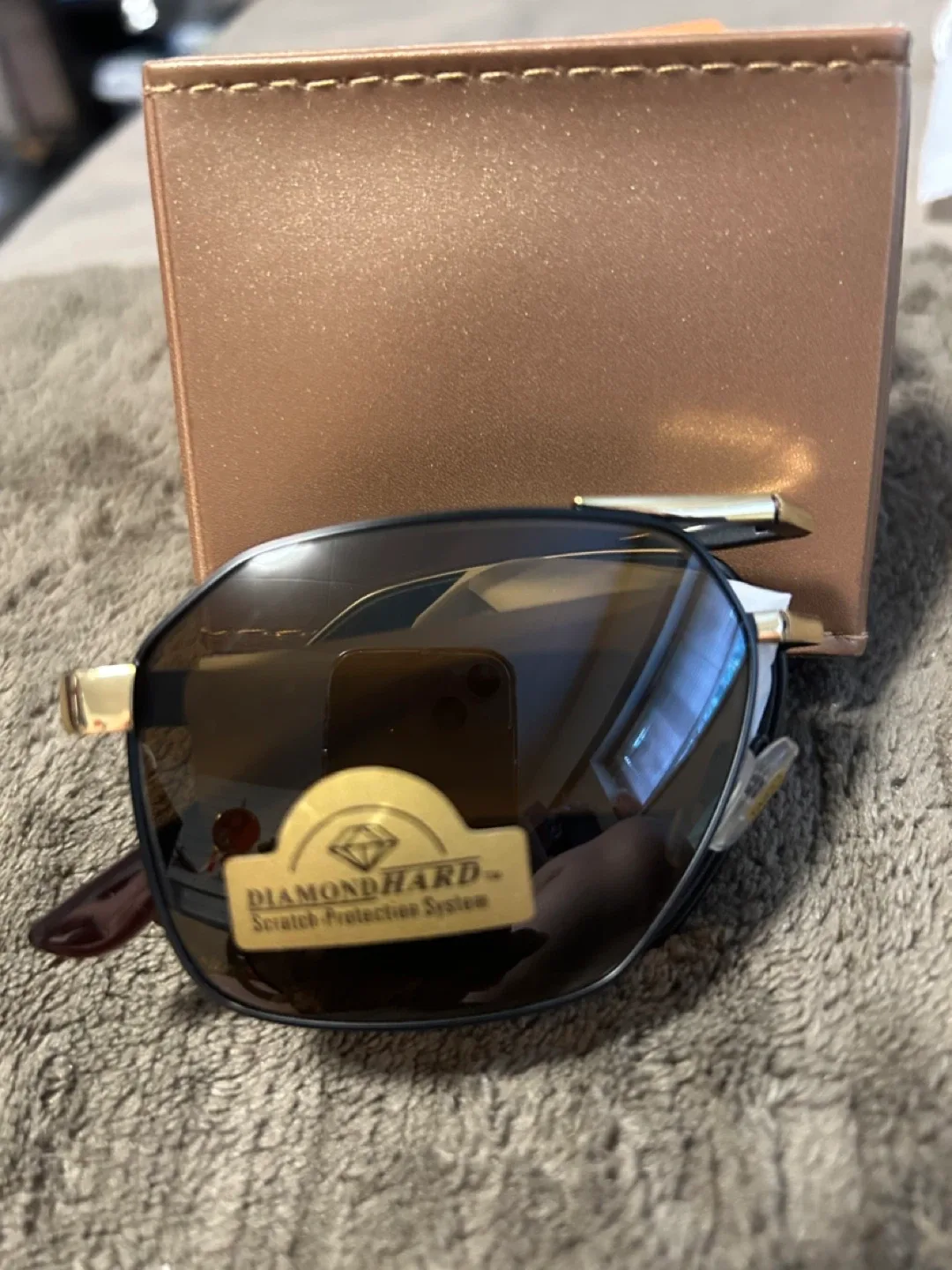 Gucci Sunglasses w/ Diamond Hard Scratch Protection