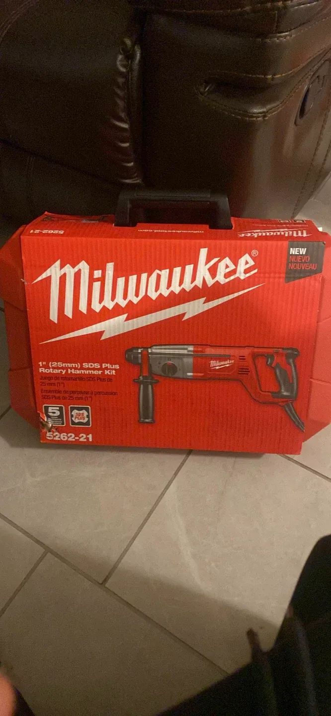 Milwaukee 5262-21 1-inch SDS Plus Rotary Hammer Kit