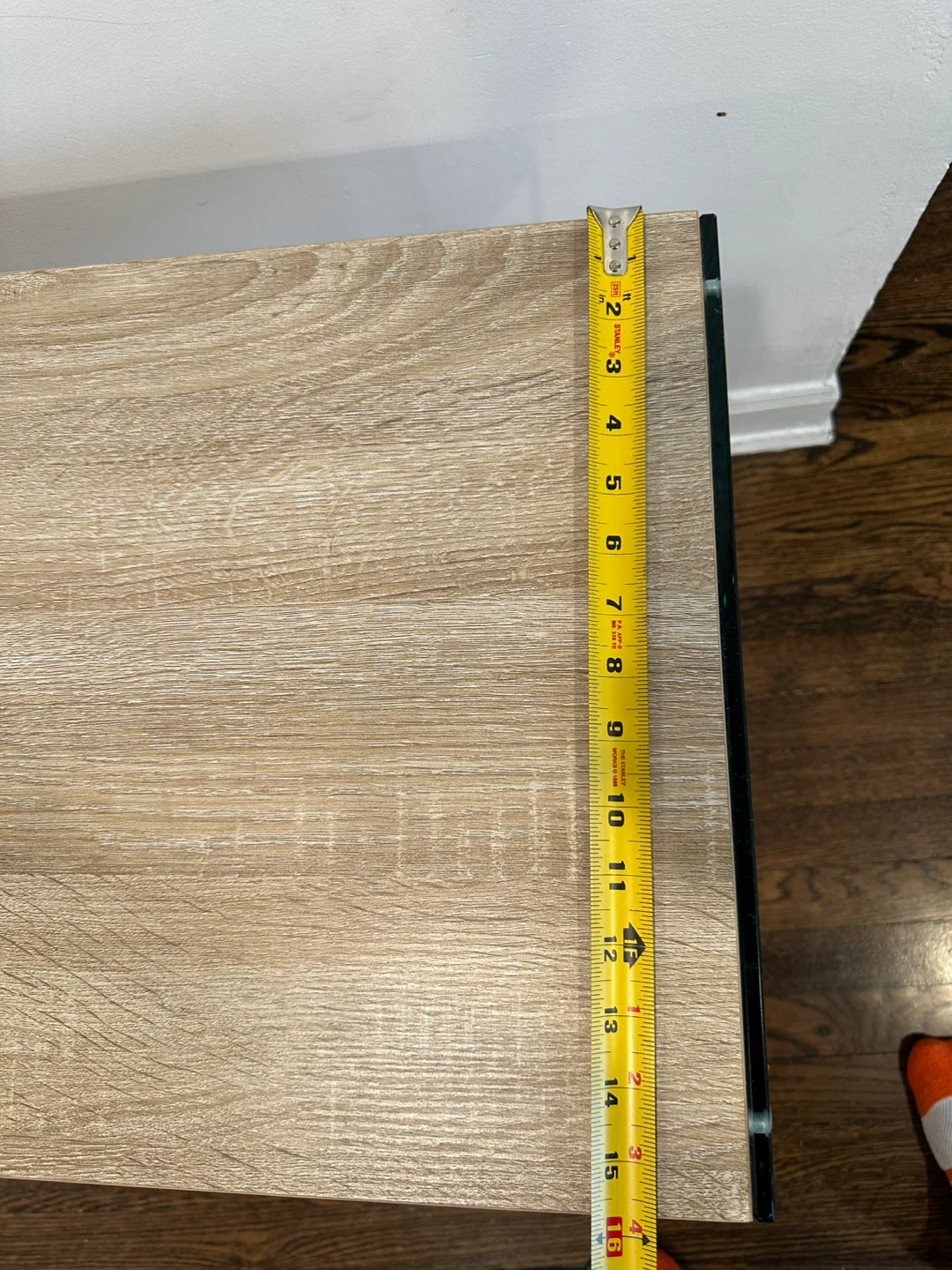 Wood & Glass TV Stand - 47 in wide - photo 4