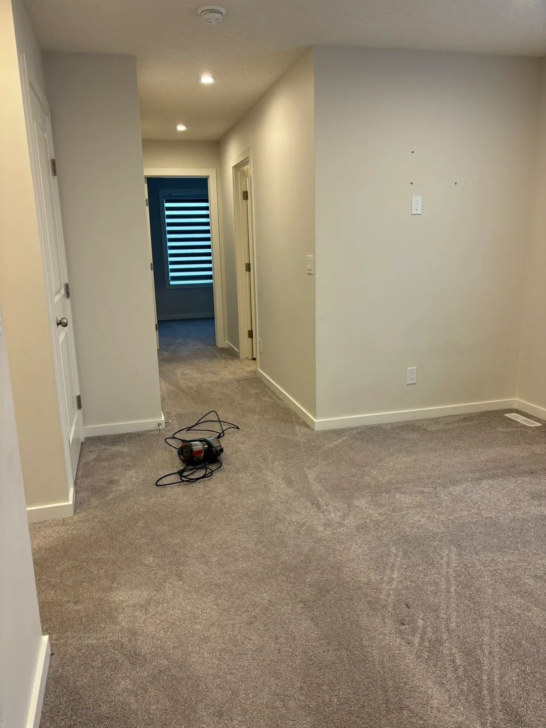 4 bed 3 bath for rental image indicator(9)