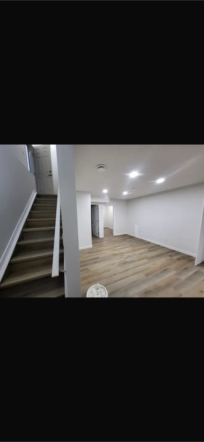 2 bed 1 bath basement for rental image indicator(6)