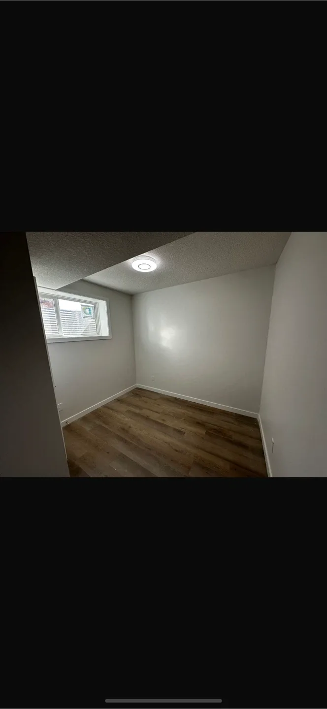 2 bed 1 bath basement for rental image indicator(9)