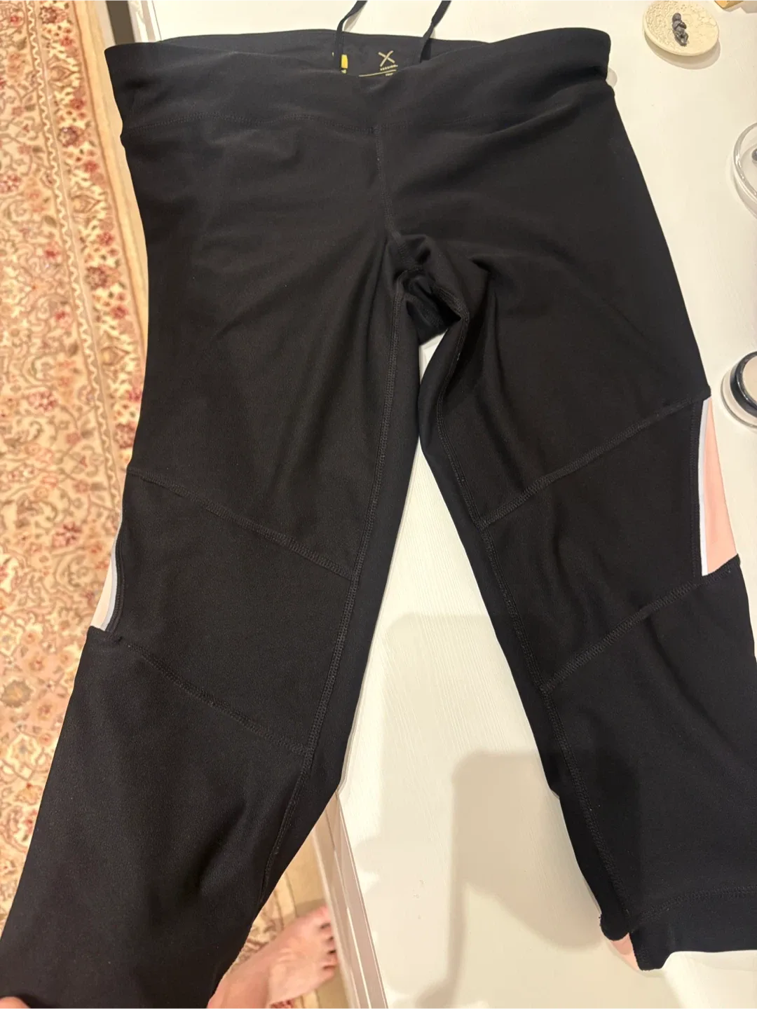 Black Cropped Leggings with Pink Accents image indicator(6)