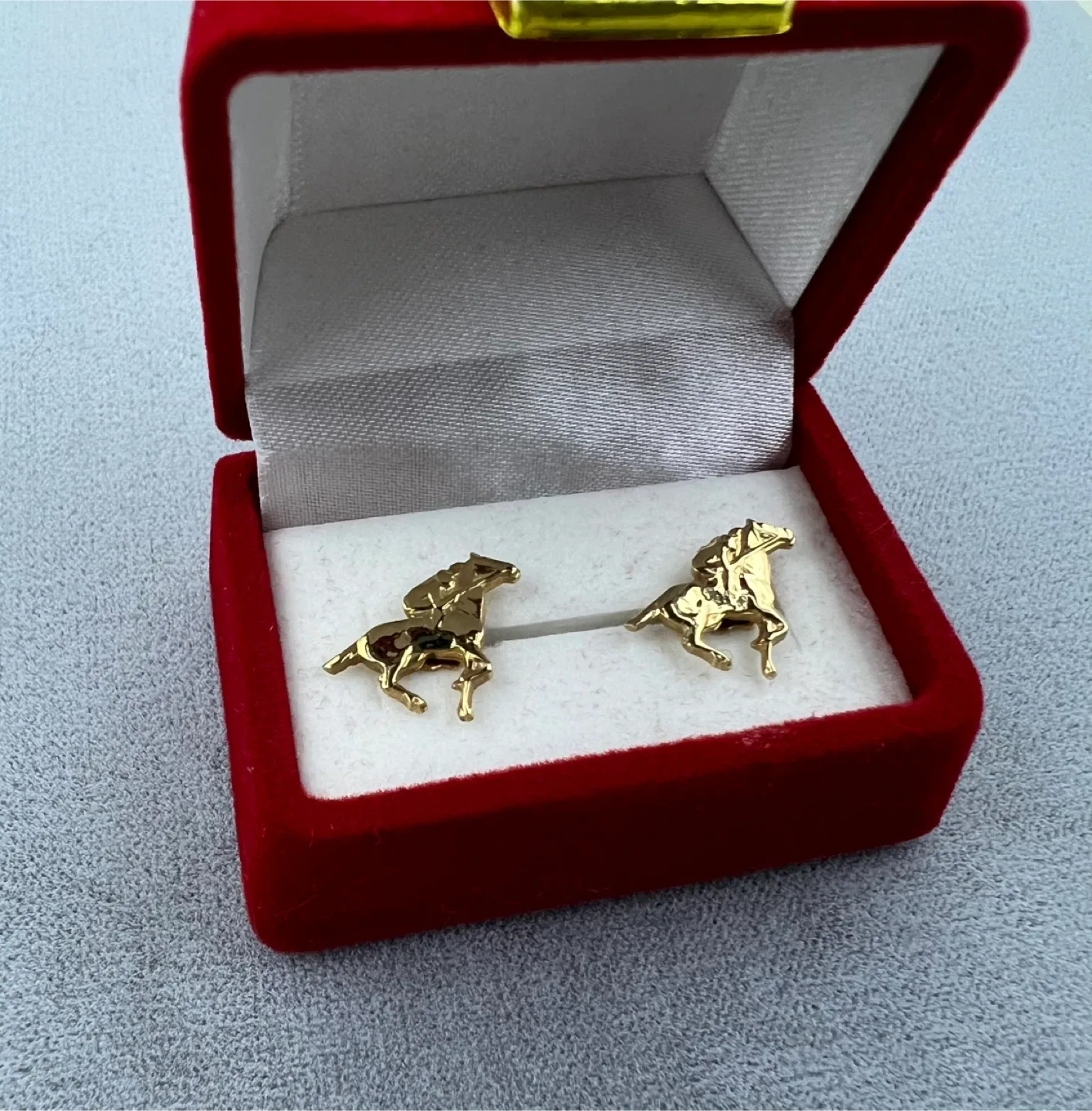 New Gold Plated Stud Earrings image indicator(5)