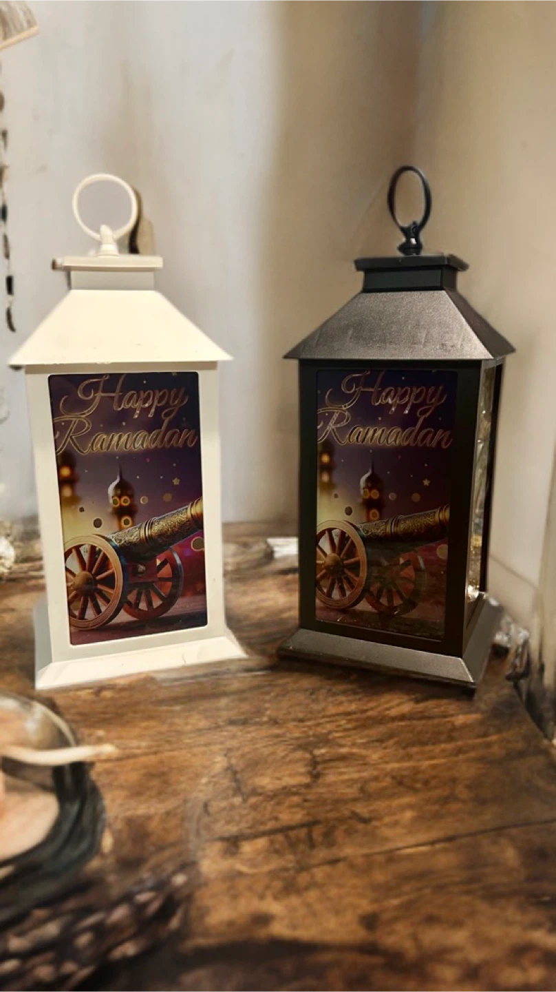 Happy Ramadan Lanterns - Black & White