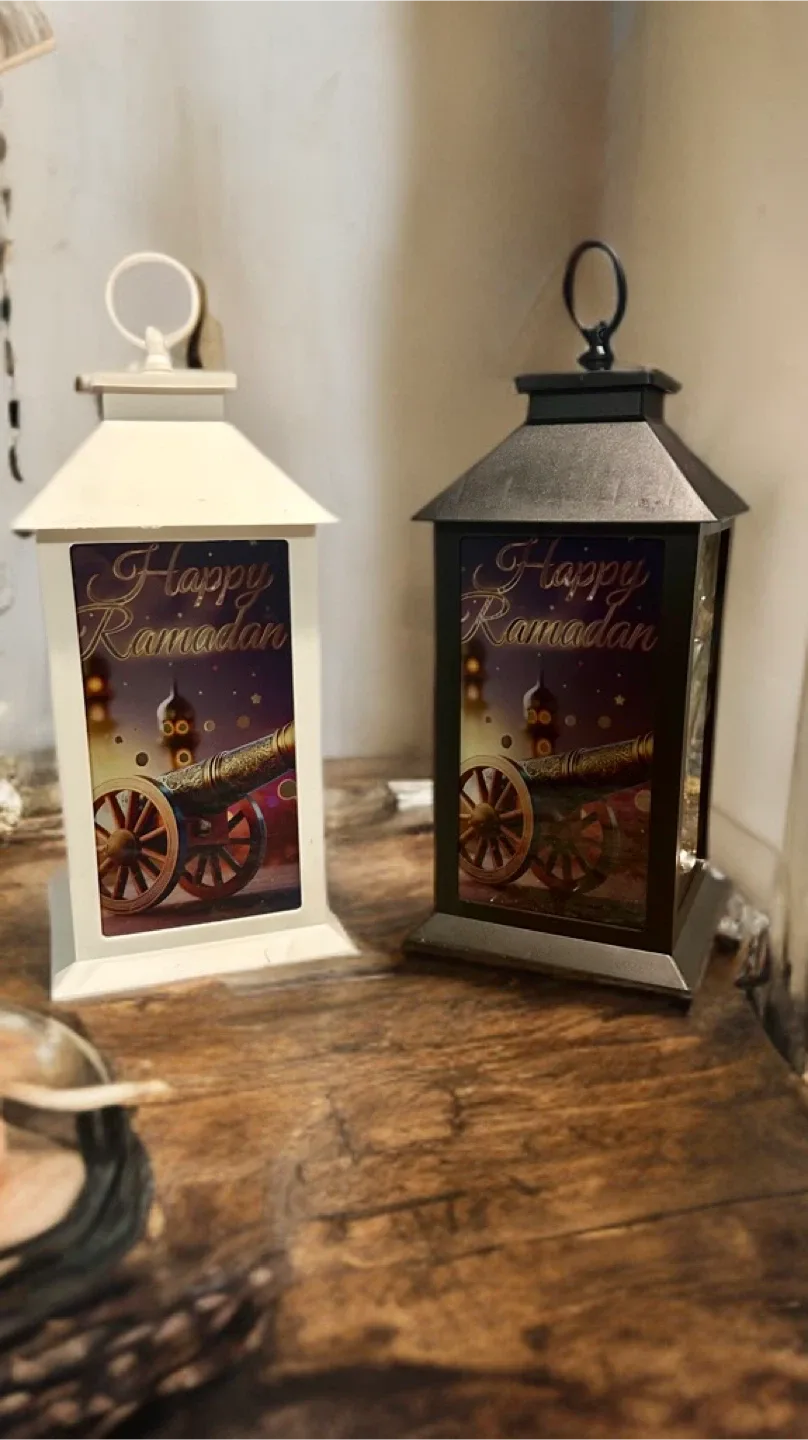 Happy Ramadan Lanterns - Black & White