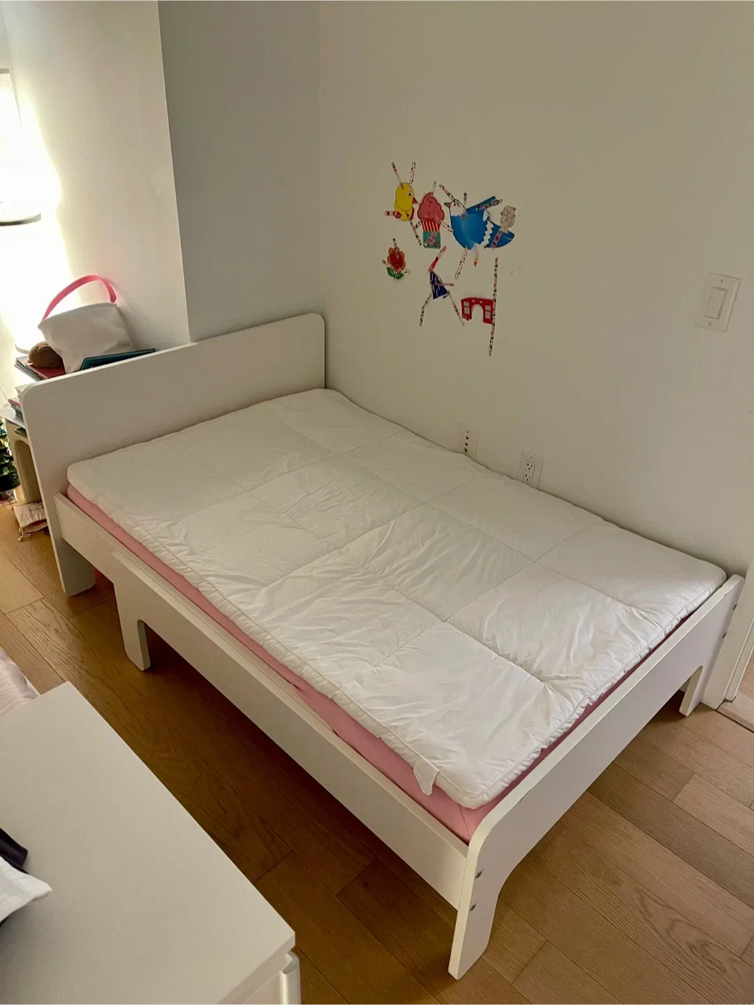 IKEA SLÄKT / NATTAPA Ext bed frm W guard rl+slat bd base, white.