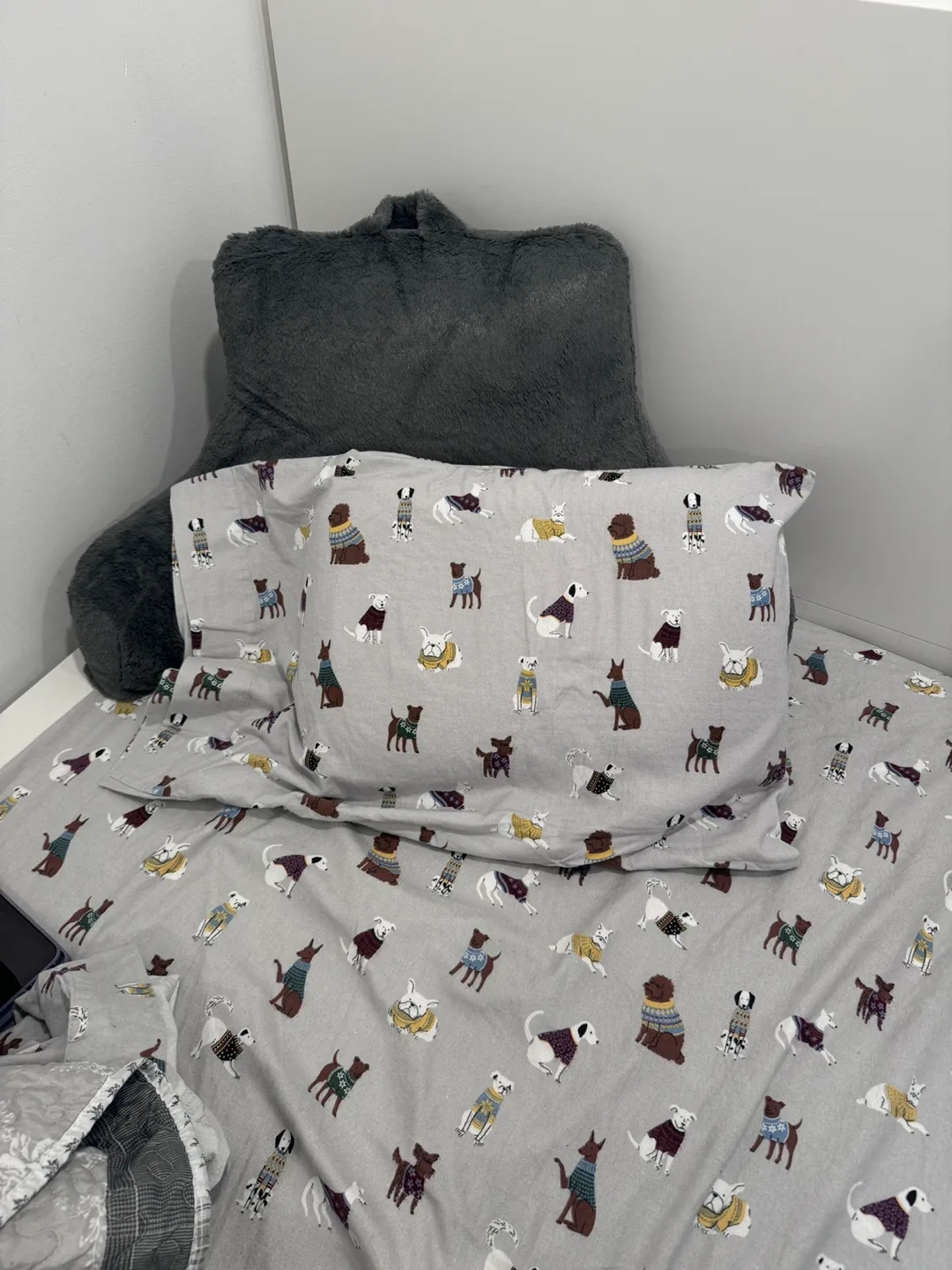 4 Twin Bedding Sets