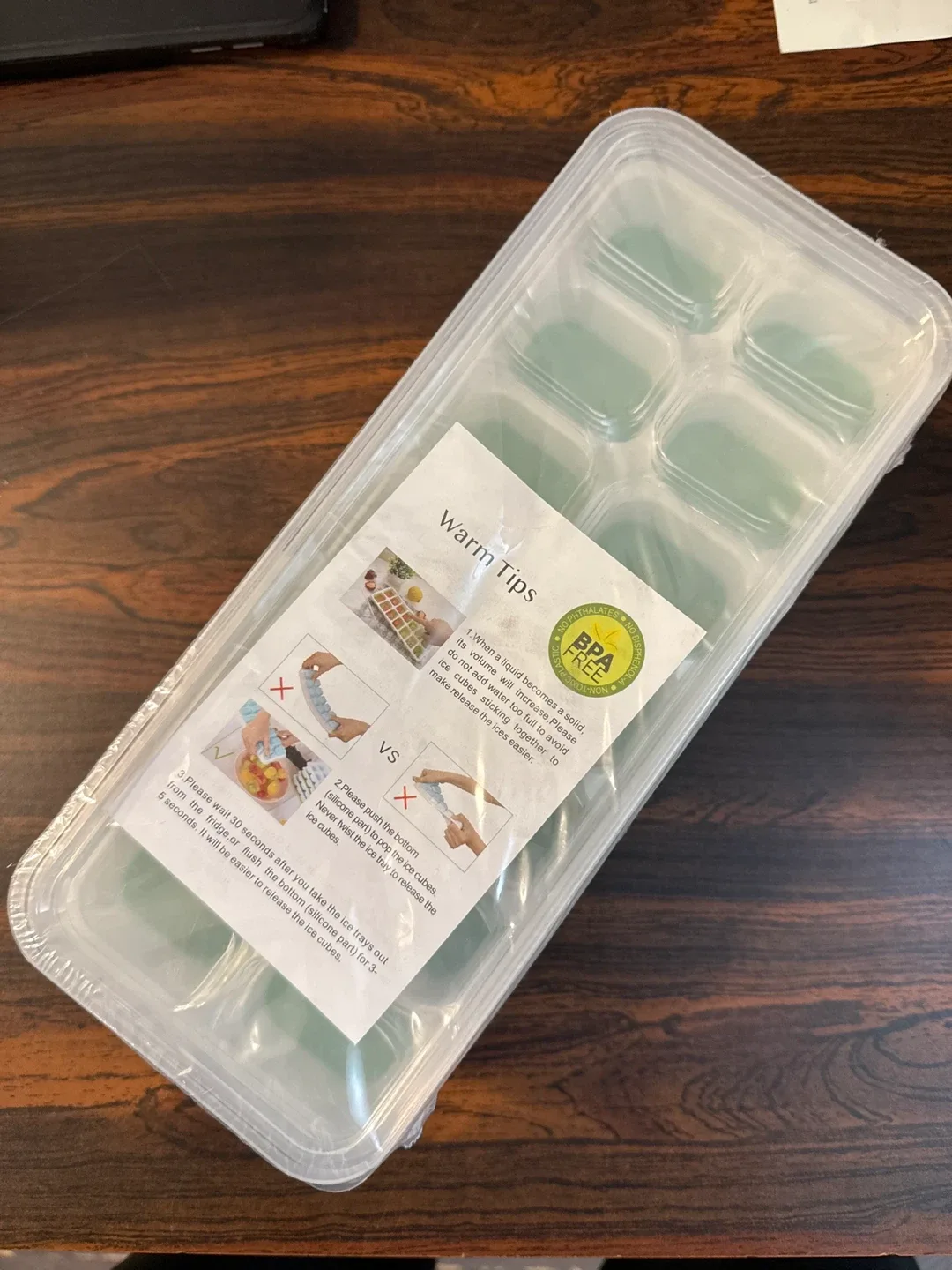 Silicone Ice Cube Tray x 4 with lid