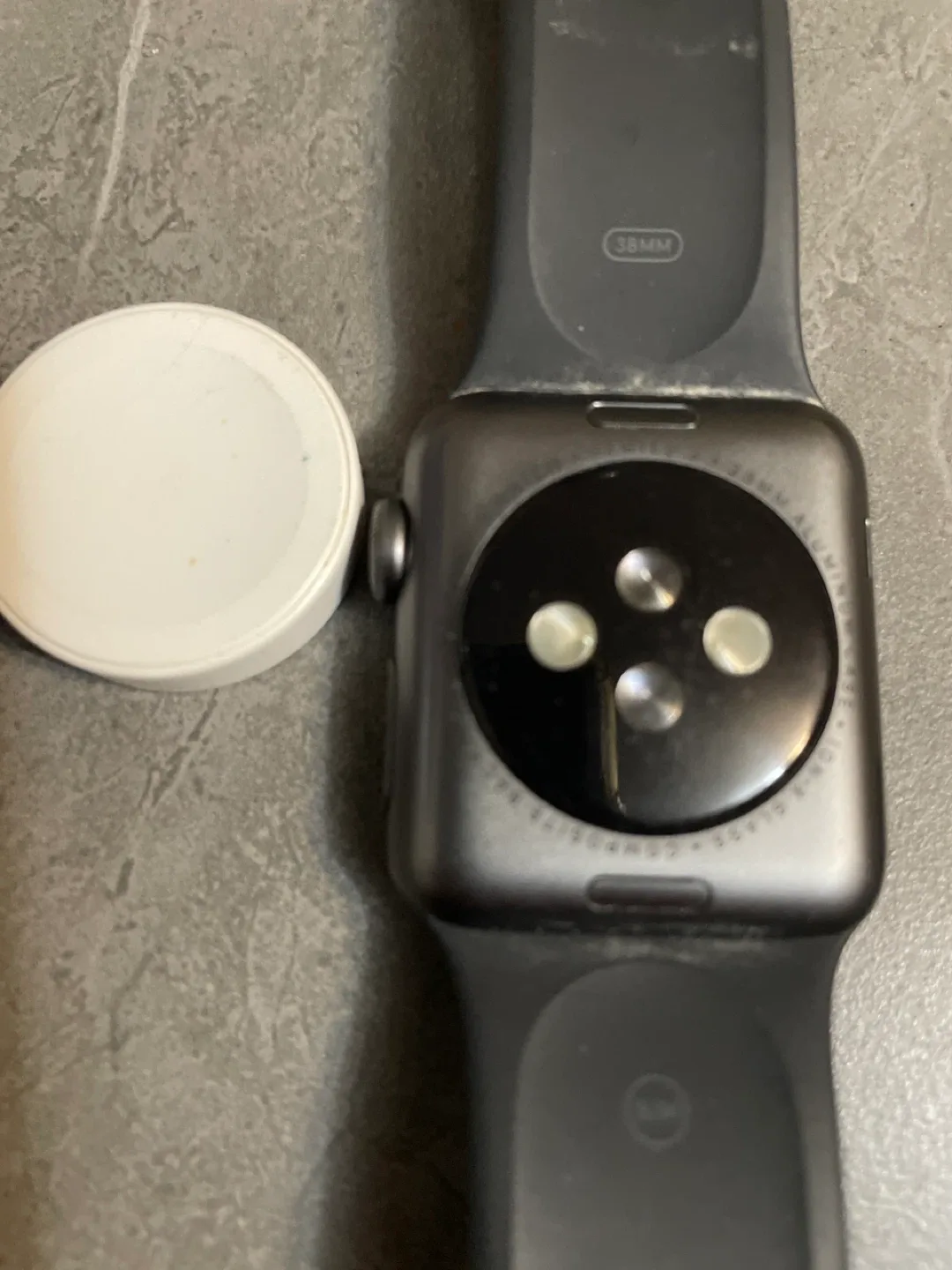 Apple Watch Series 3 38mm image indicator(3)
