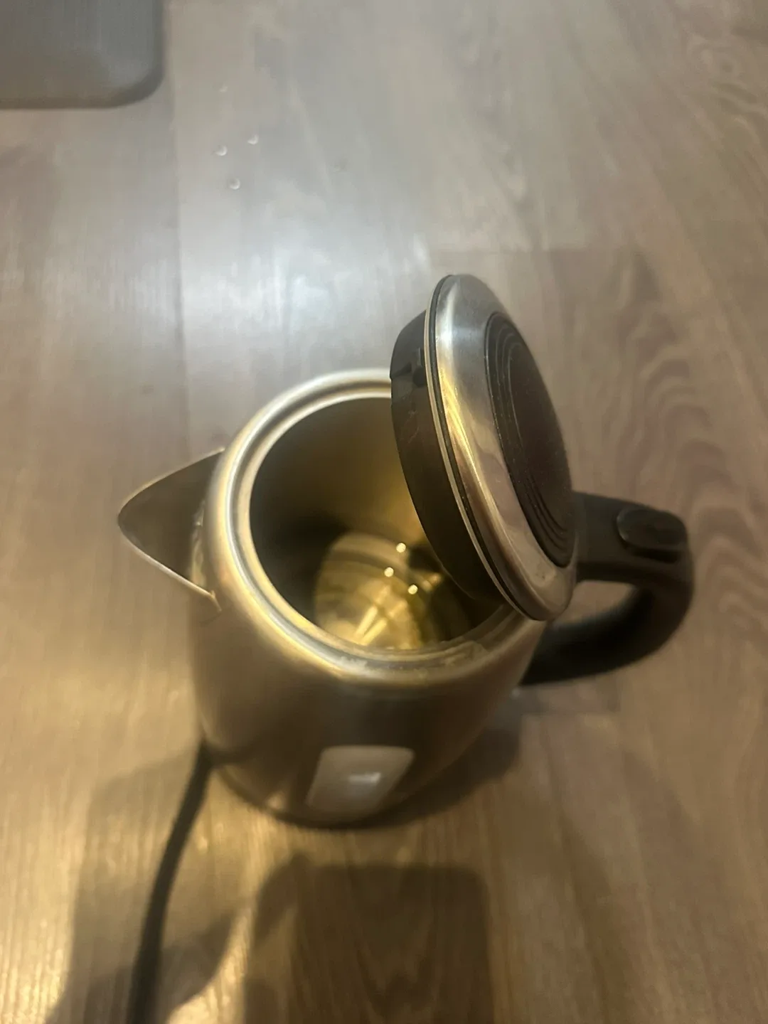 #cleanout  Electric Kettle
