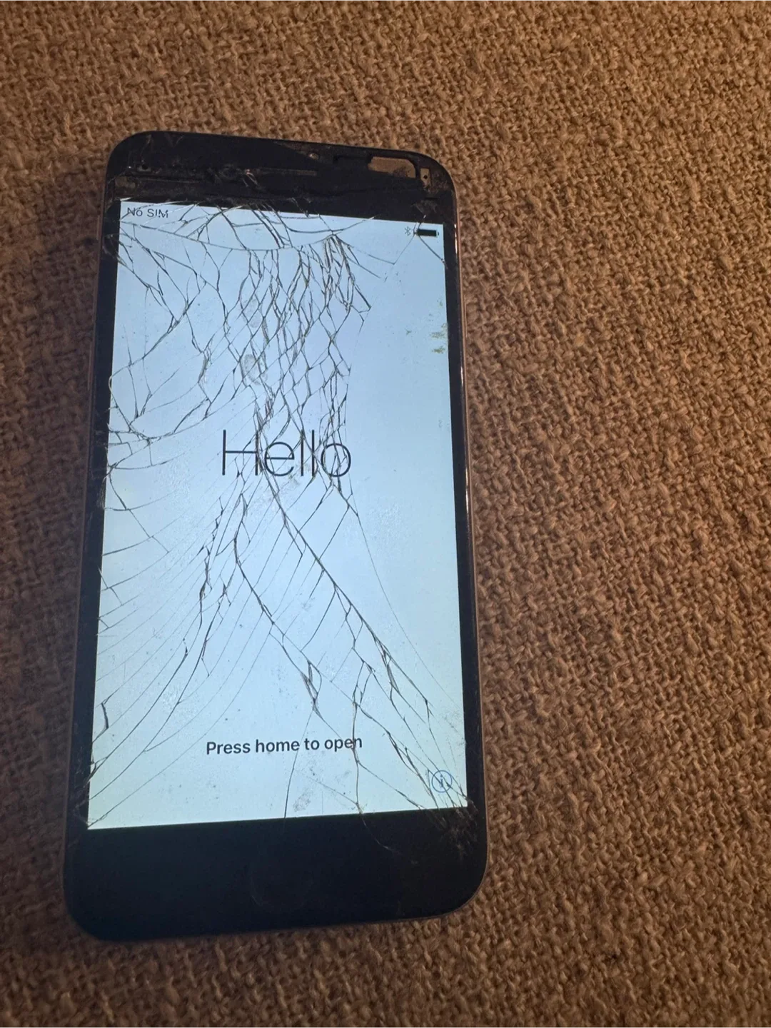 iPhone 6 64gb - Damaged Screen