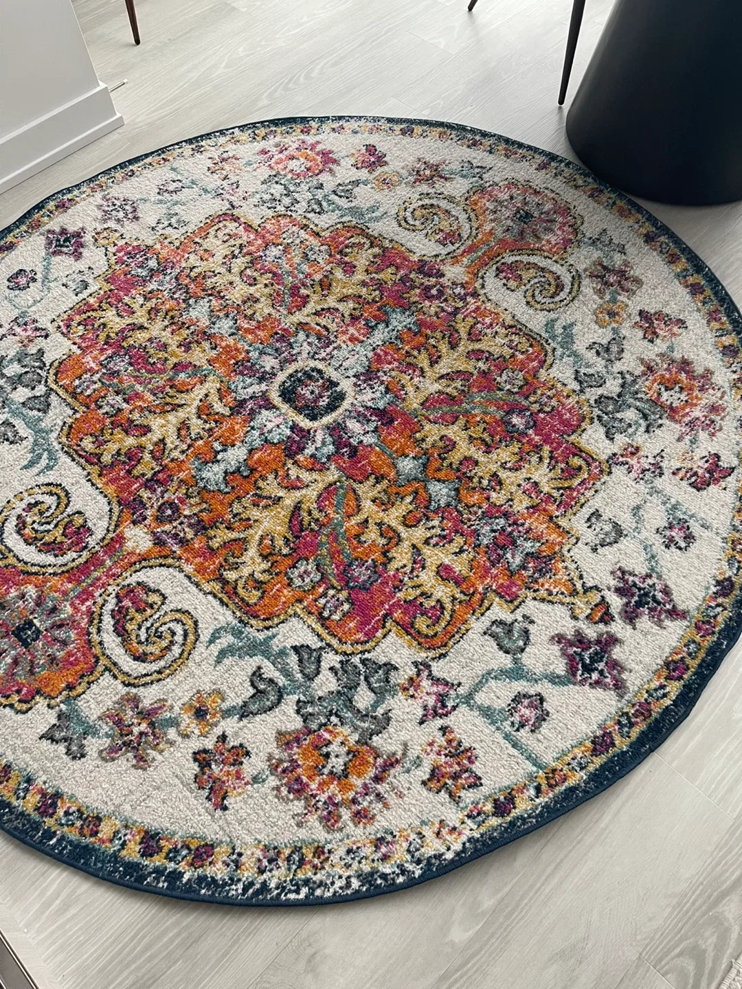 Hillsby Oriental Round Indoor Rug - 6 ft