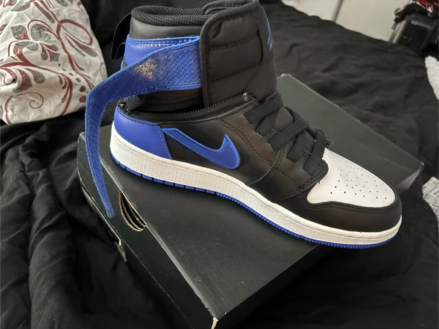 Nike Air Jordan 1 FlyEase Black/Blue Size 5.5Y